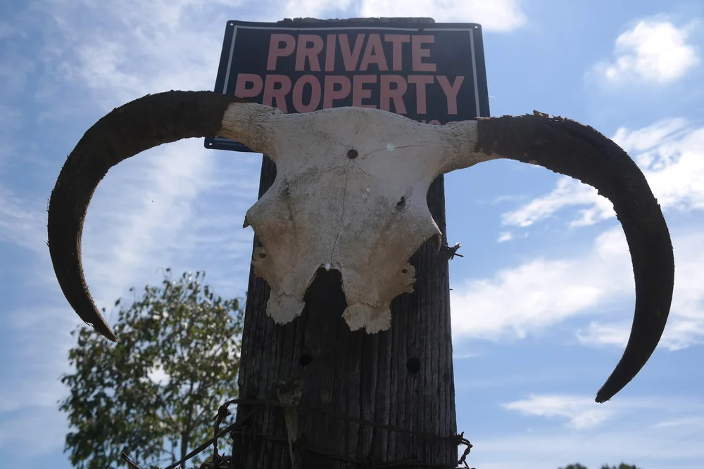 Feetprints R Us: Road tripping Across the American Outback