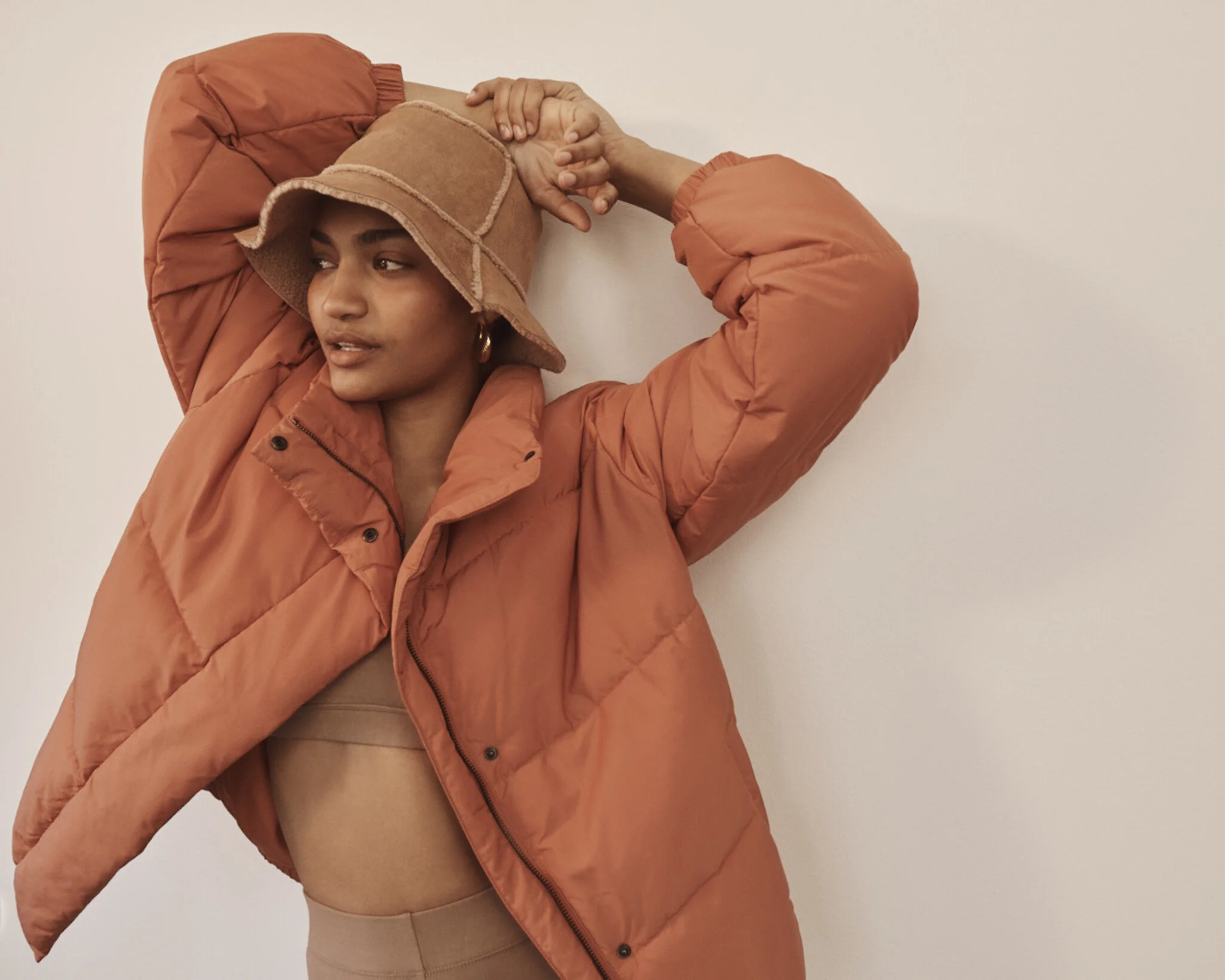 FW21_SPB_DR_ON_WOMEN_PUFFERS_ORANGE_52071.jpg