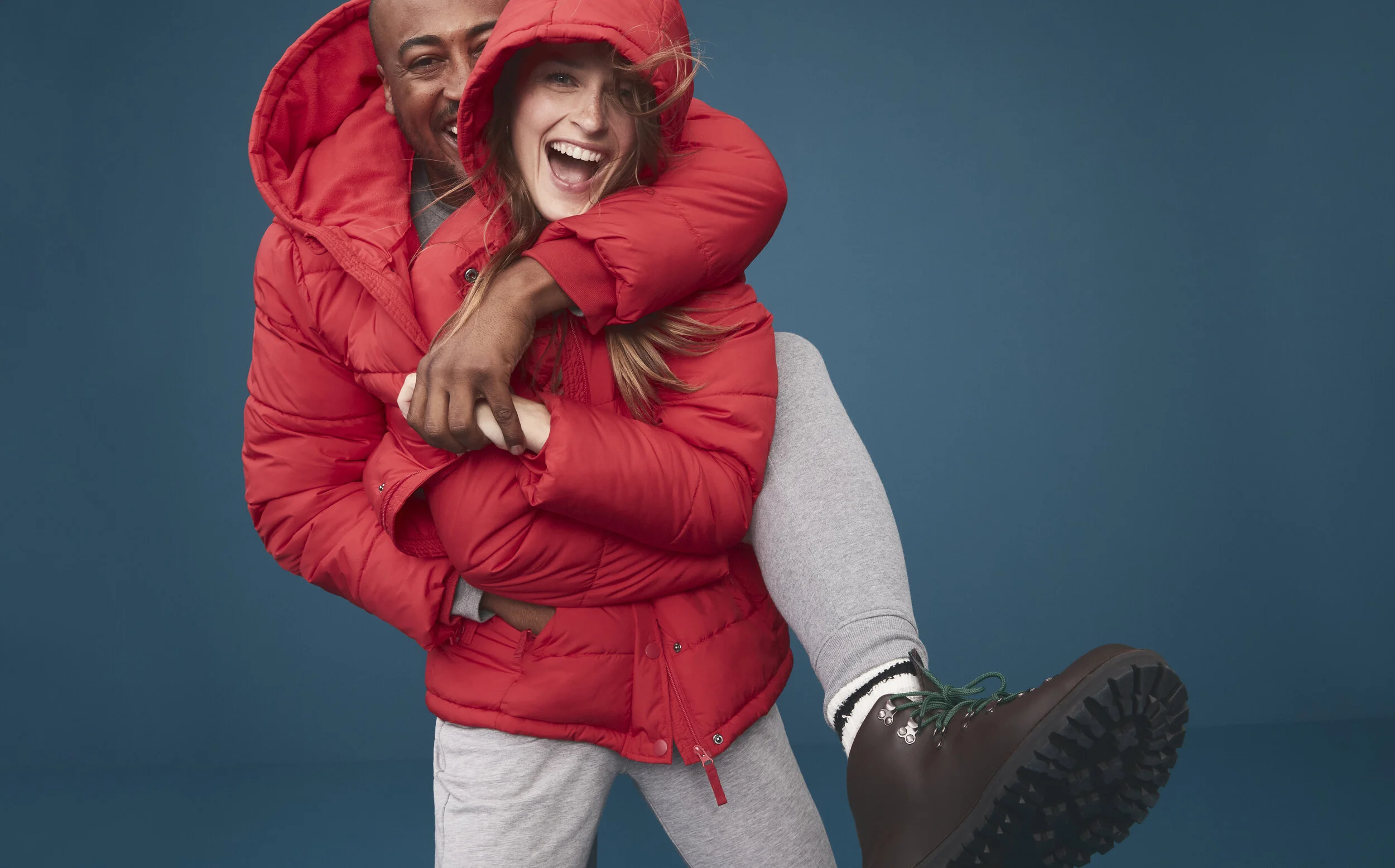 FW21_SPB_ON_AE_FAMILY_PUFFERS_PAID_DISPLAY_BANNER_0214.jpg