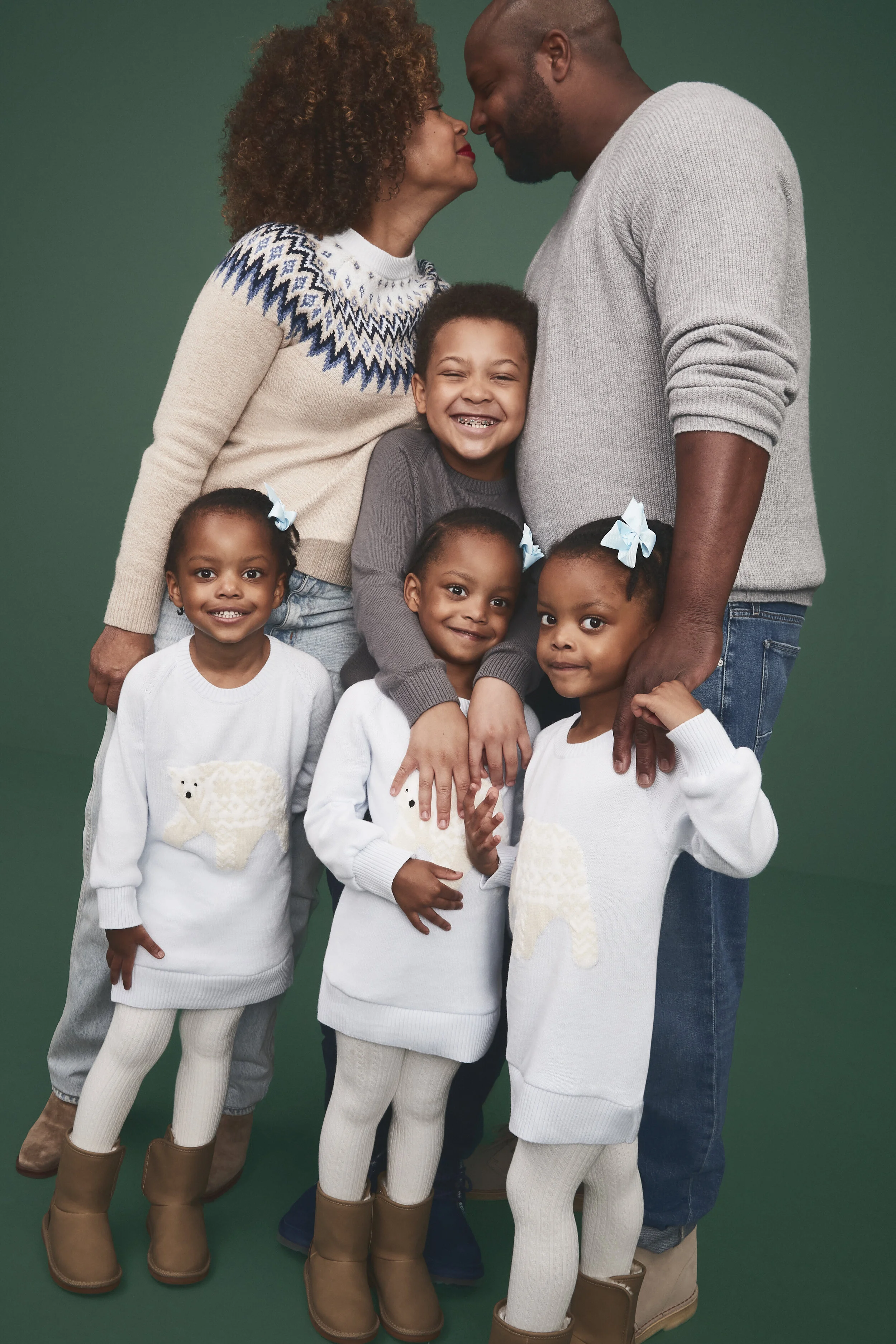 FW21_SPB_ON_AE_FAMILY_SWEATERS_0117_alt.jpg