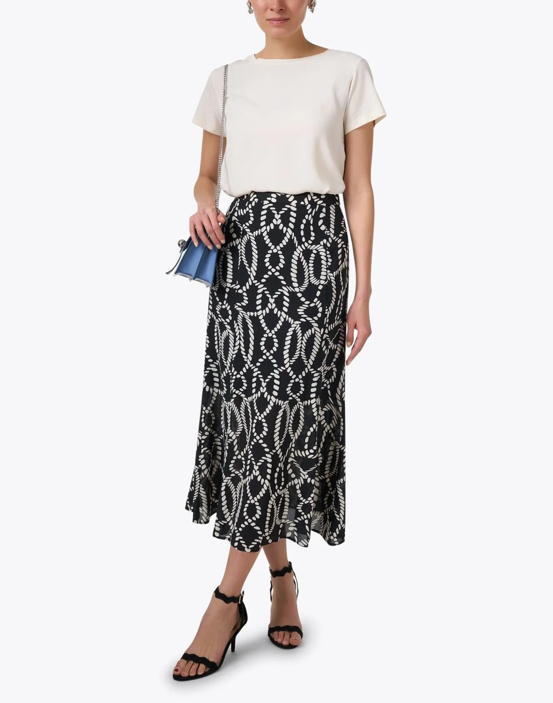 022724_Outfit_22_013.jpg