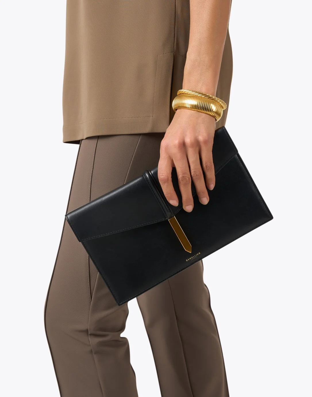 031824_Outfit_32_658.jpg