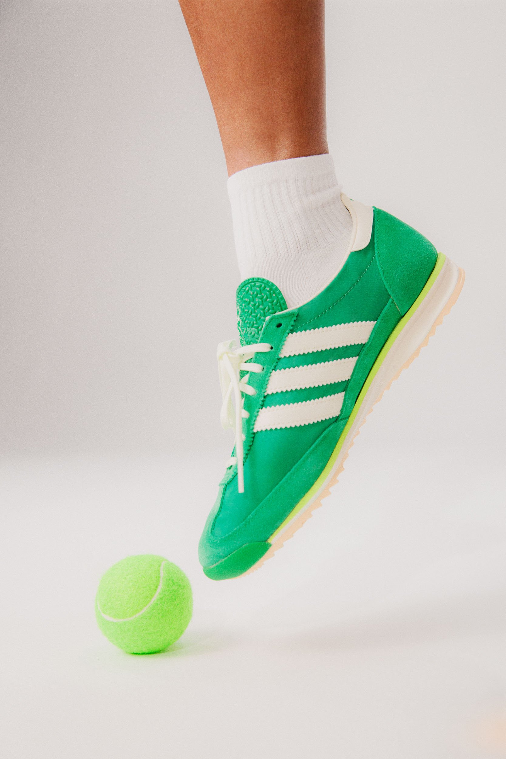AthleticWear5678.jpeg