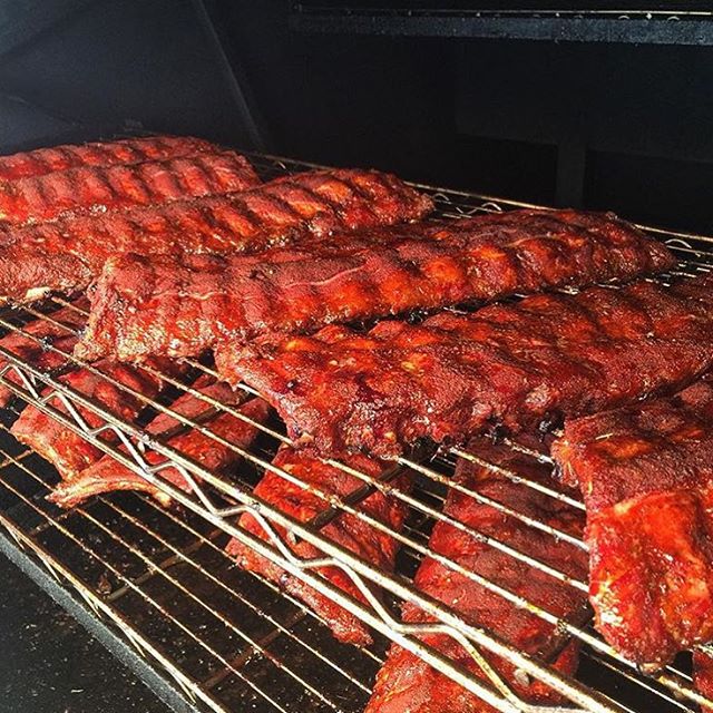 Breaking news from @pigbeachnyc: starting today from 3-6pm, we will be offering a BBQ happy hour for all items out of the smoker. Repeat, #BBQHAPPYHOUR!! #BBQ #gowanus #brooklynfoodie