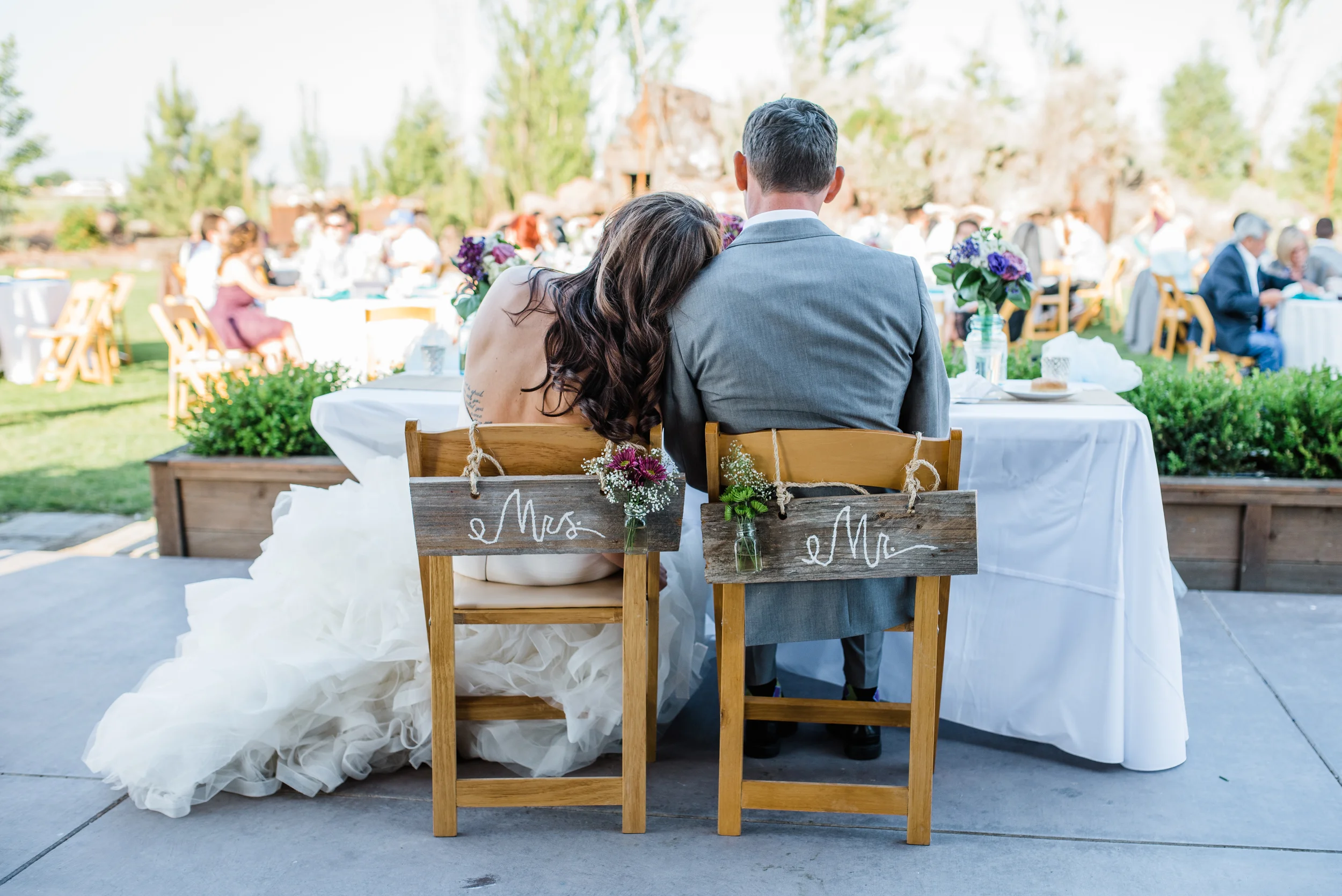 JOE + NICHOLE WEDDING // STILL WATER HOLLOW: NAMPA, IDAHO