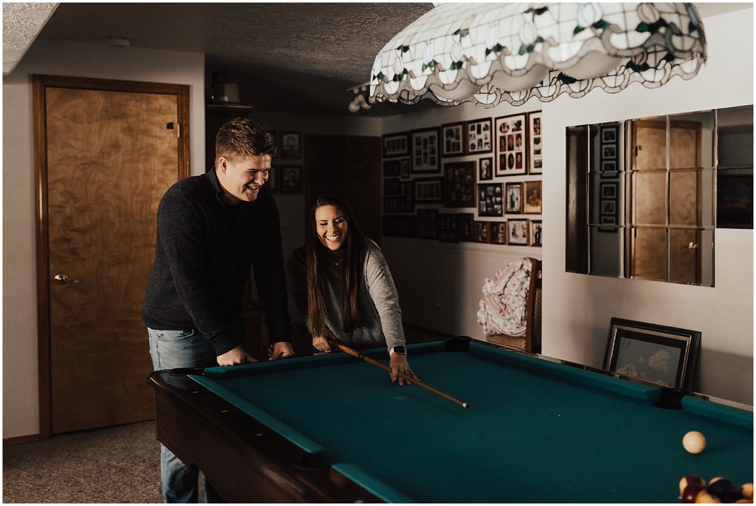 TRAMPIS + JESS // COZY IN HOME + SNOW COVERED ENGAGEMENT 