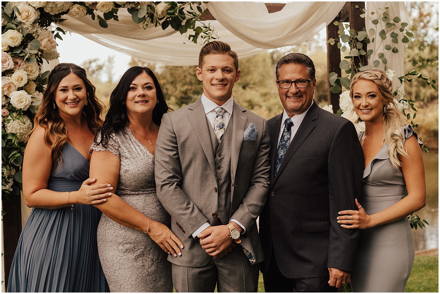 whimsical-summer-wedding-boise-idaho-las-vegas-bride24.jpg