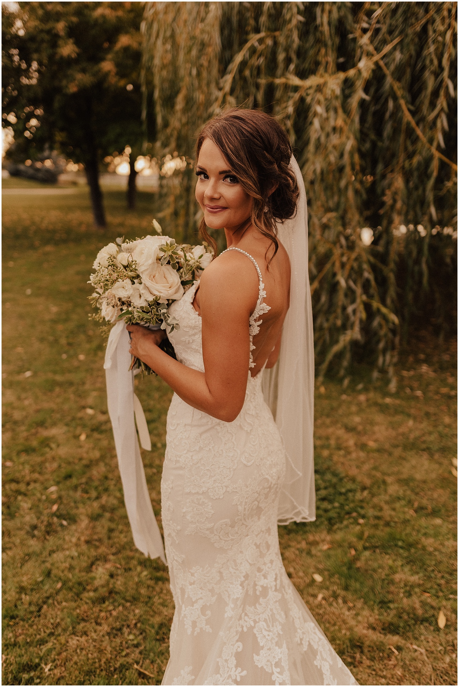whimsical-summer-wedding-boise-idaho-las-vegas-bride160.jpg