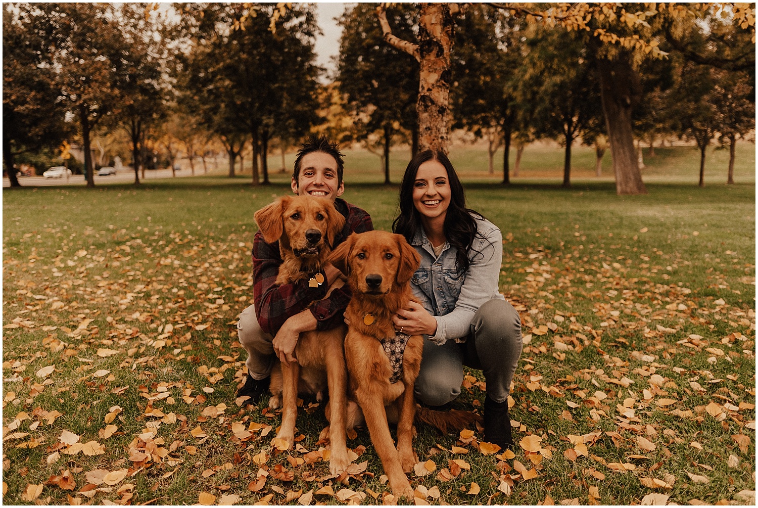 idaho-fall-winter-engagement-golden-retreiver1.jpg