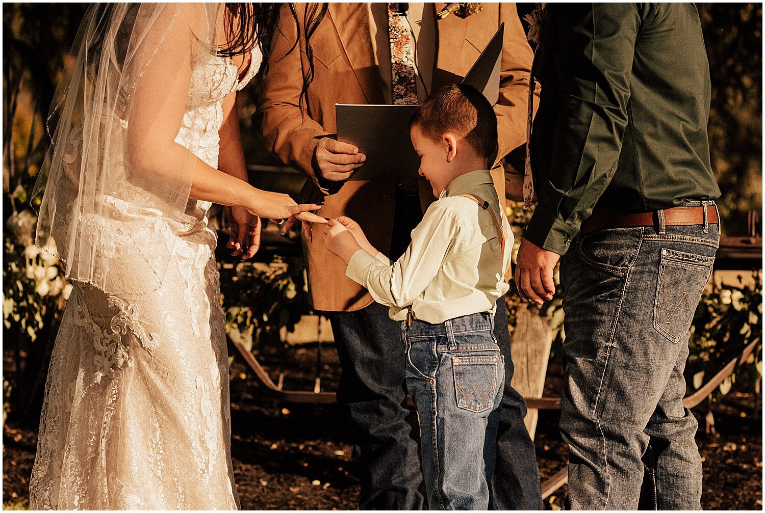 rustic fall wedding idaho82.jpg