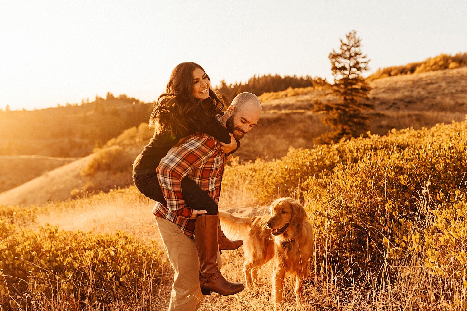 golden hour engagement session boise idaho53.jpg