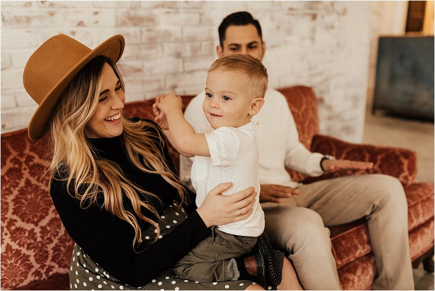 TODDLER STUDIO FAMILY SESSION8.jpg