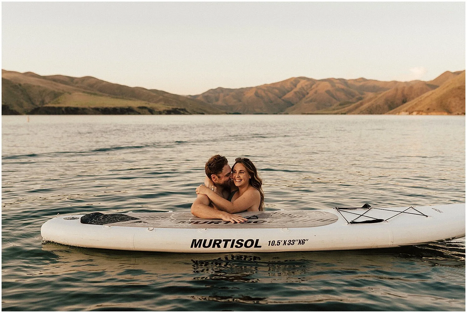 CARSON + MADIE // COUPLES PADDLEBOARD SUMMER LAKE SESSION
