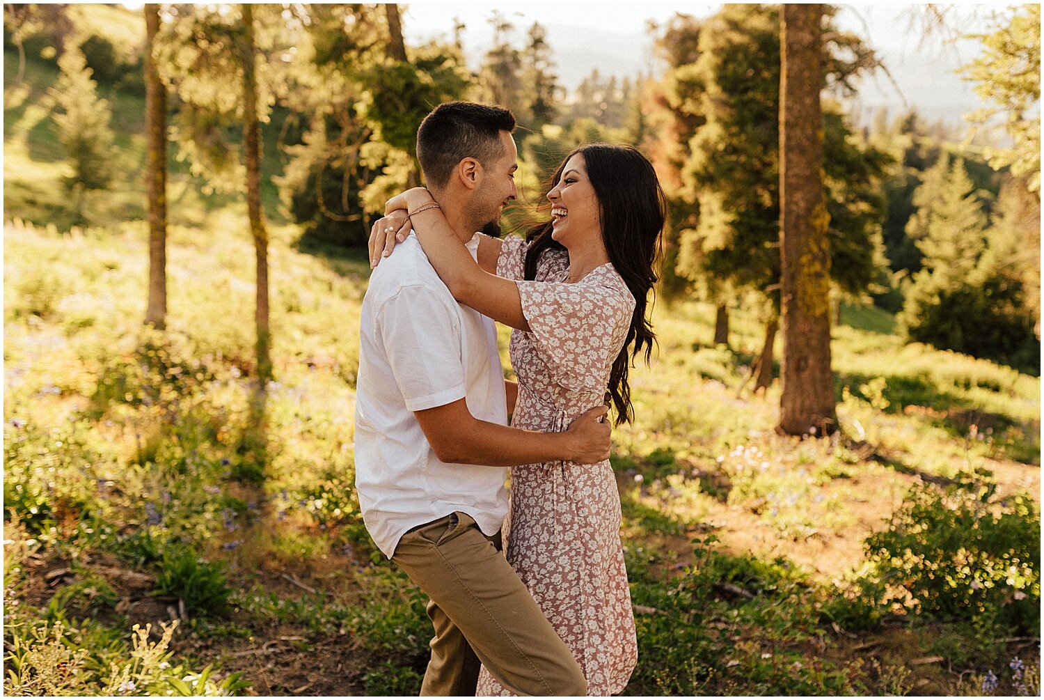 summer time mountain sunny engagement session9.jpg