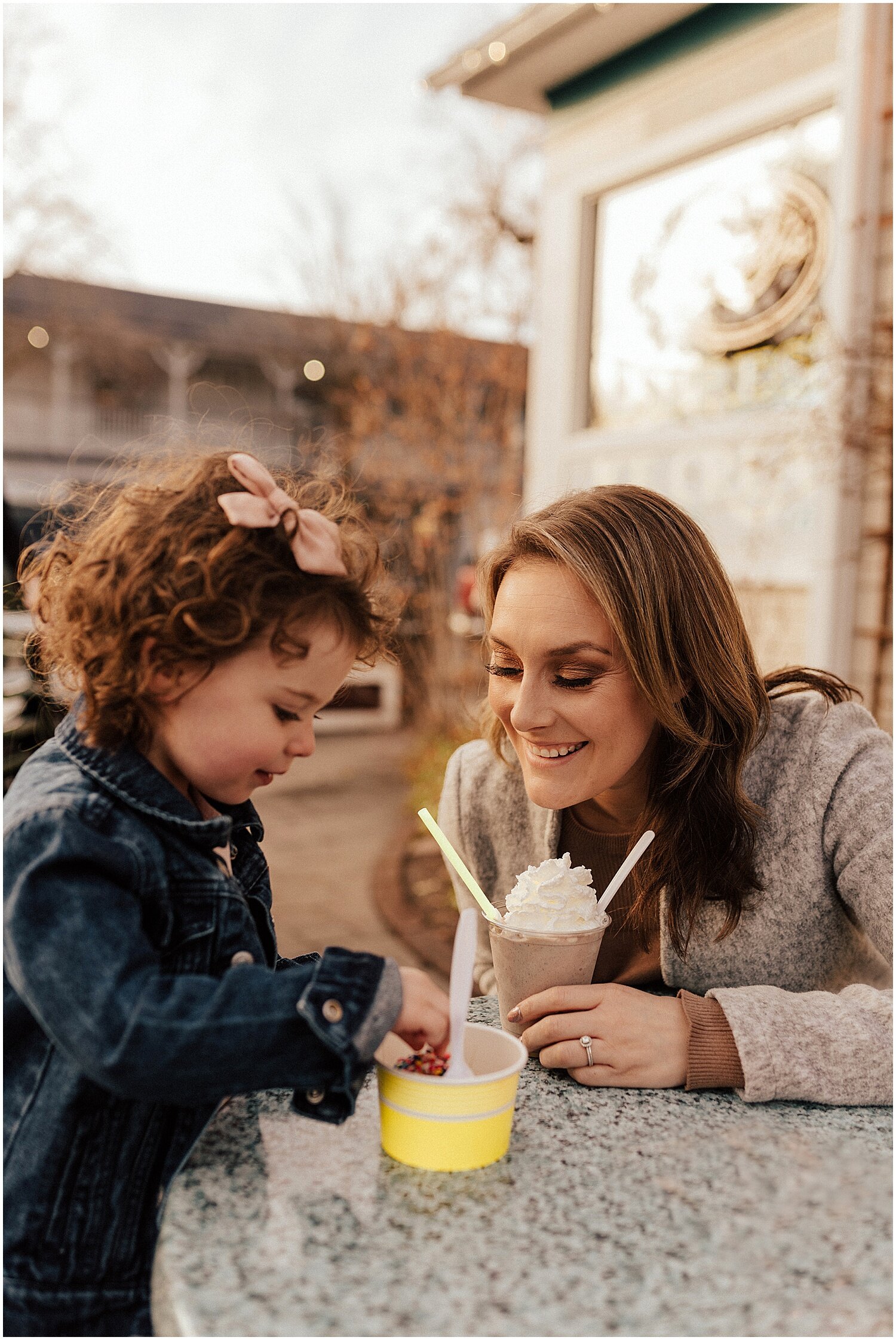 mommy and me ice cream downtown session18.jpg