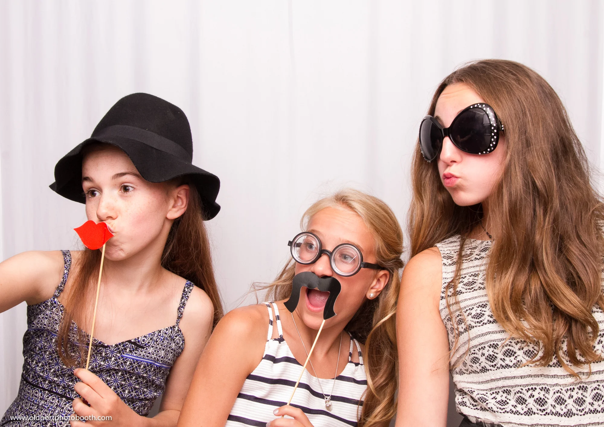 Old Port Photo Booth_Maya Brooks Bat Mitzvah_082915_6395.jpg