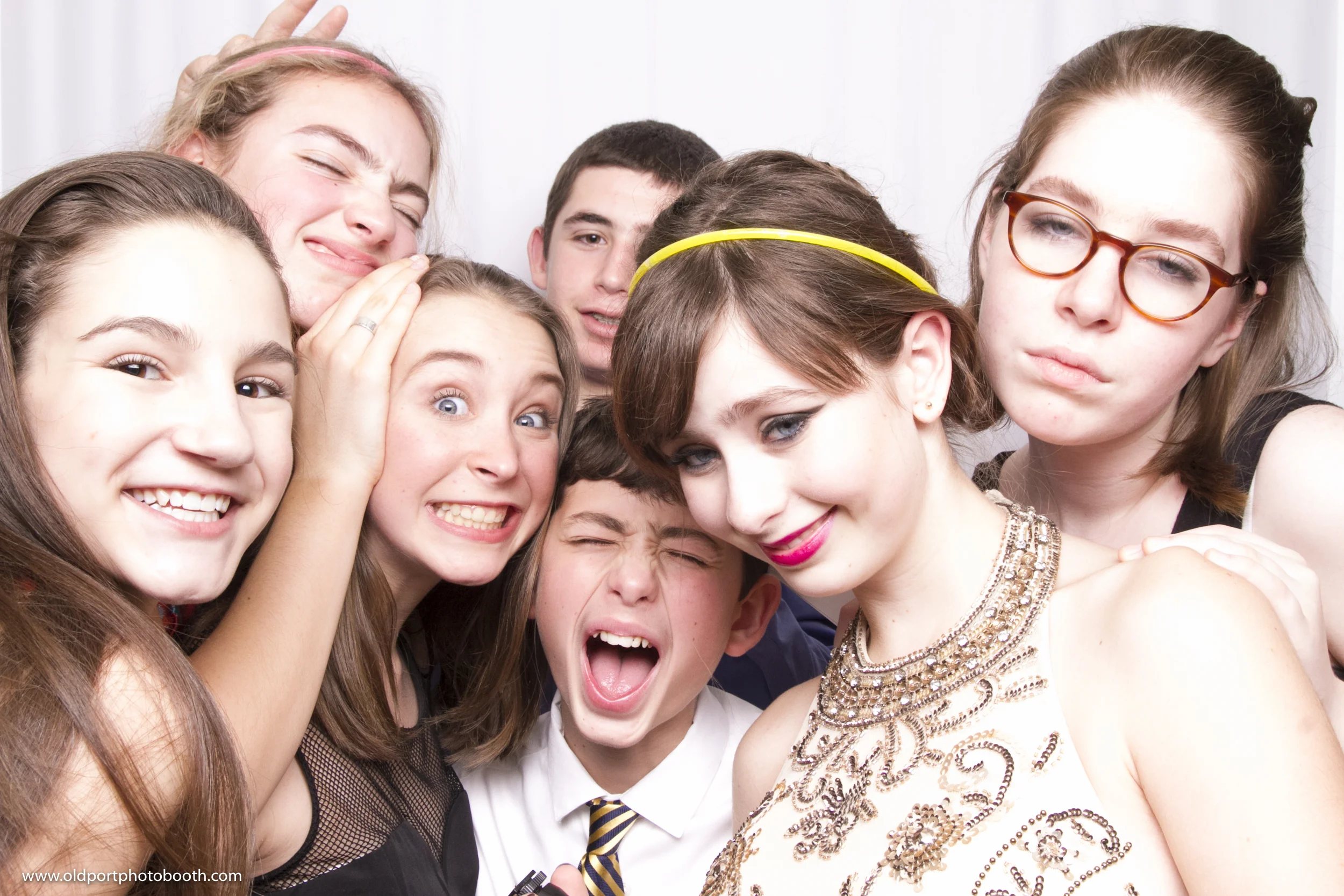 Old Port Photo Booth_Aaron Tabenken Bar Mitzvah_111415-2860.jpg