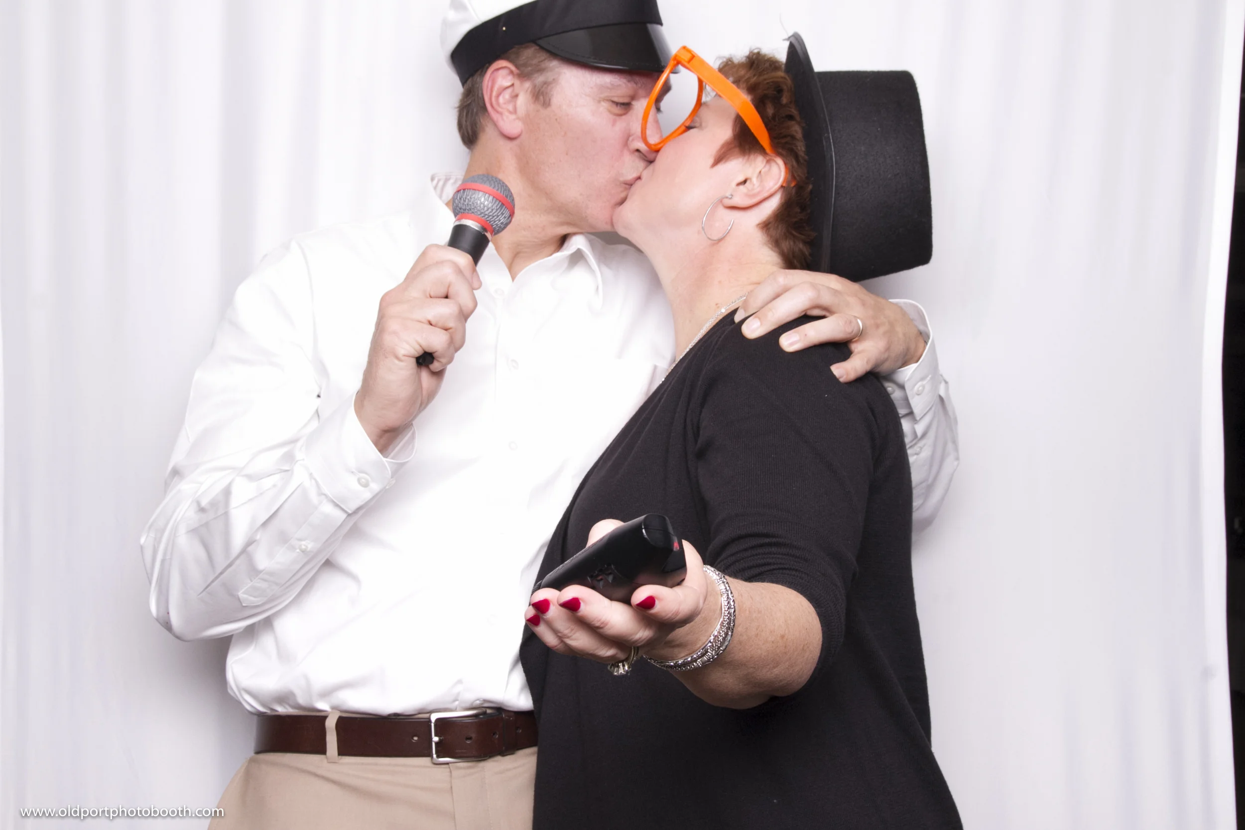 Old Port Photo Booth_Aaron Tabenken Bar Mitzvah_111415-2809.jpg