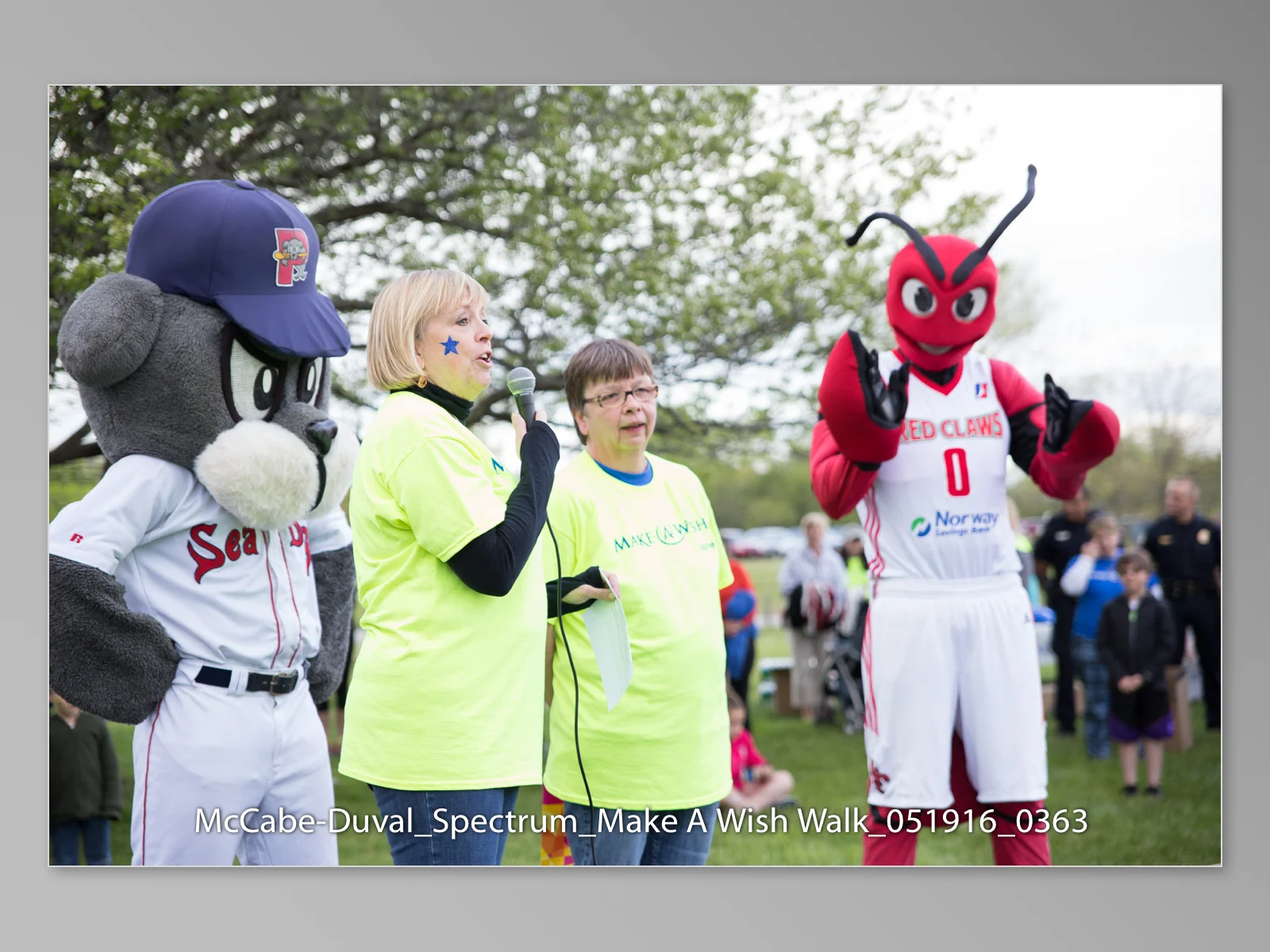 McCabe-Duval_Spectrum_Make A Wish Walk_051916_ProofGallery_Page_039.jpg