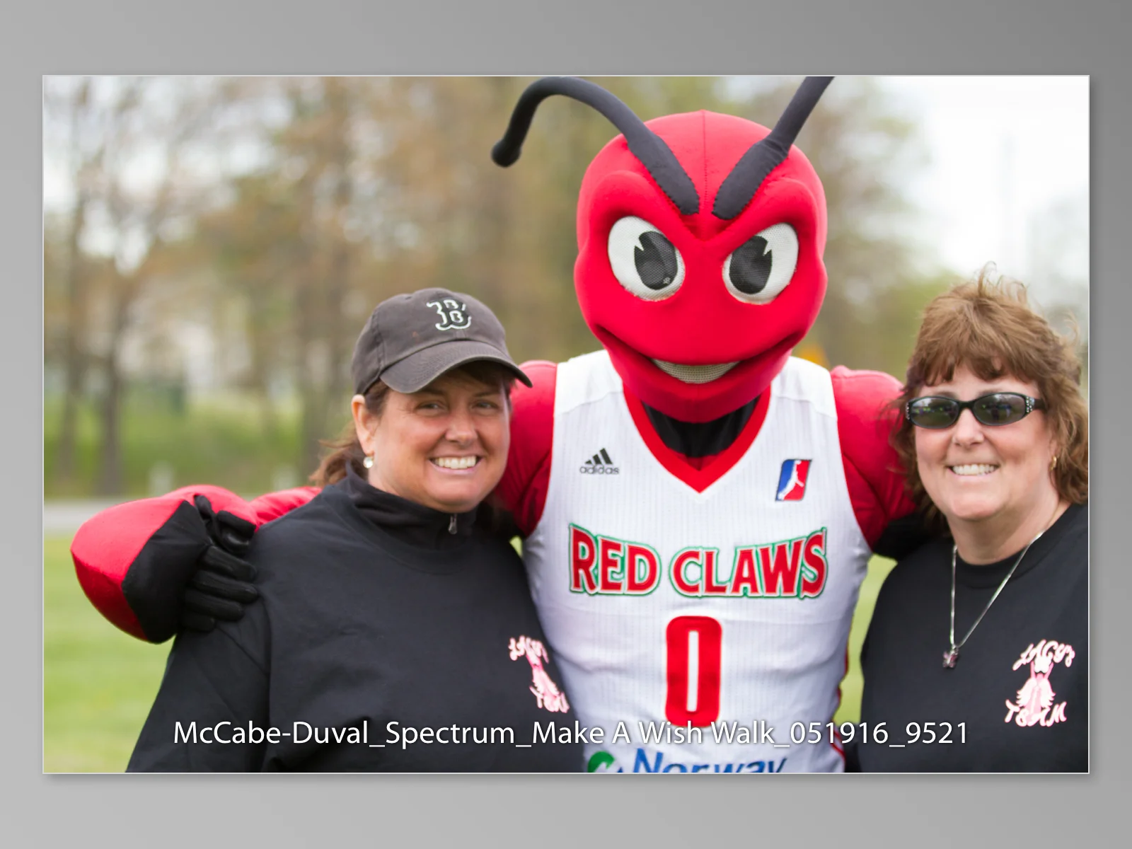 McCabe-Duval_Spectrum_Make A Wish Walk_051916_ProofGallery_Page_035.jpg