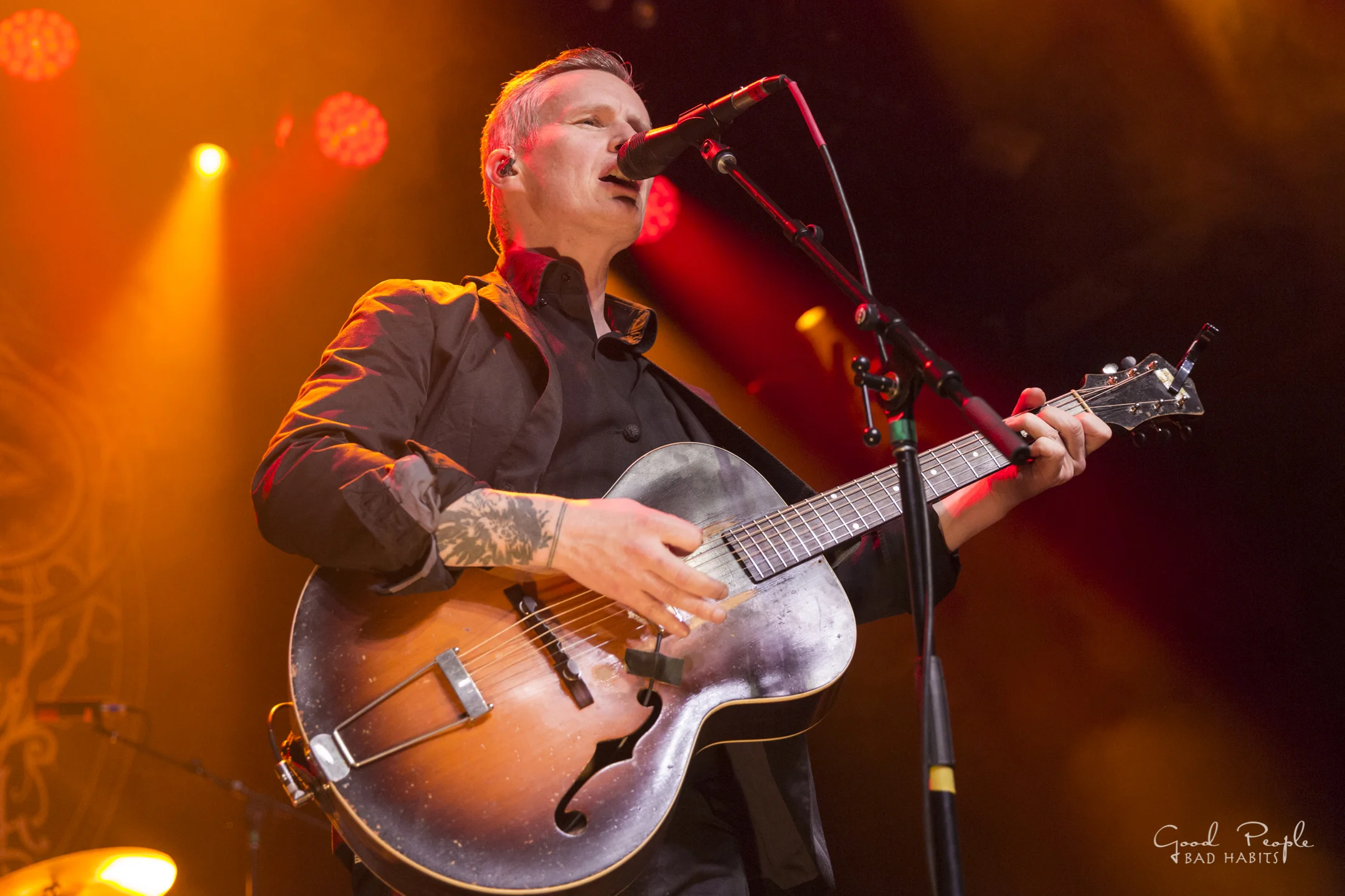 Devil Makes Three_02.jpg