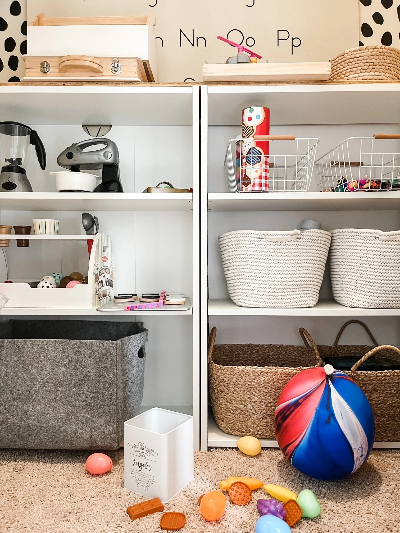 How To Know When To Declutter In Your Home: 5 Red Flags To Look For