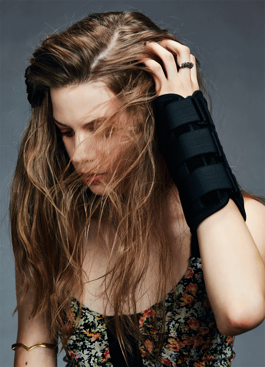 COMITA_160711_BEAUTY_90s_Grunge-HAIR-GIF_2.gif
