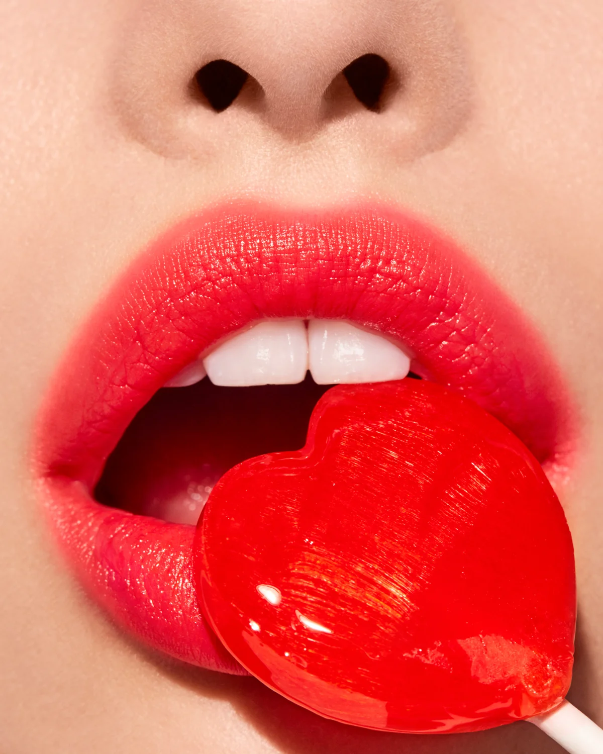 COMITA_180126_BOBBI-BROWN_Lips-Social-04-Stills-045_B.jpg