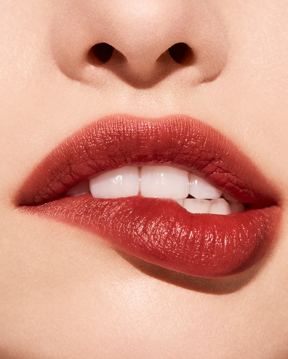COMITA_180126_BOBBI-BROWN_Lips-Social-06-Stills-028_B.jpg