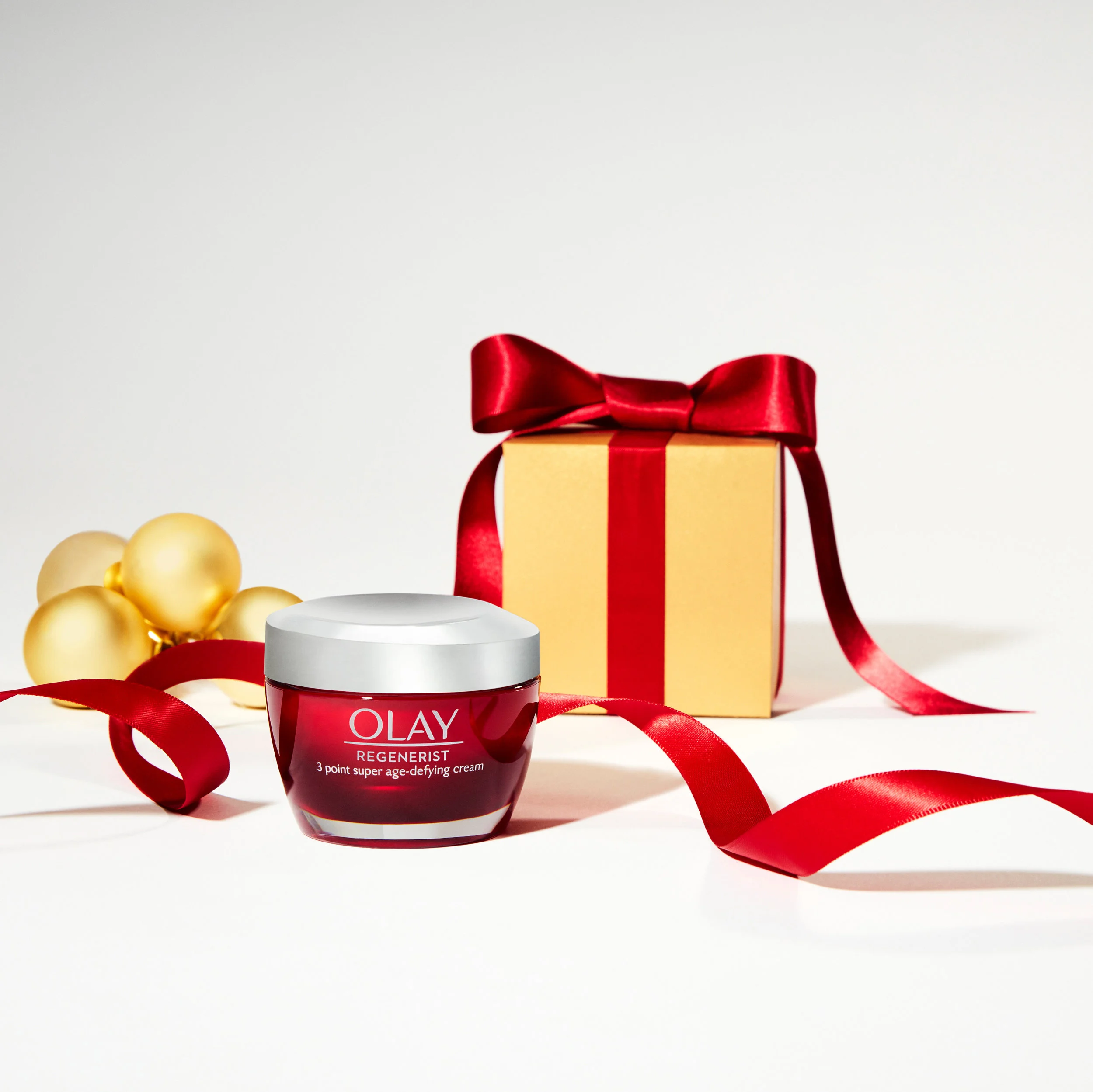 07-COMITA_180618_OLAY_Web_54-Christmas-Regen-3pt-048_B.jpg