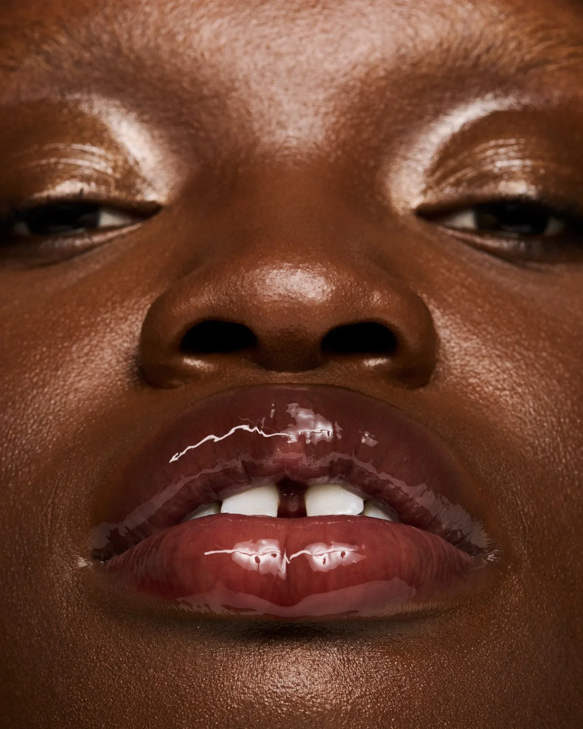 COMITA_240531_PC_Lip-Oil_17_Browning_Ogechi_FF_012_A-web.jpg