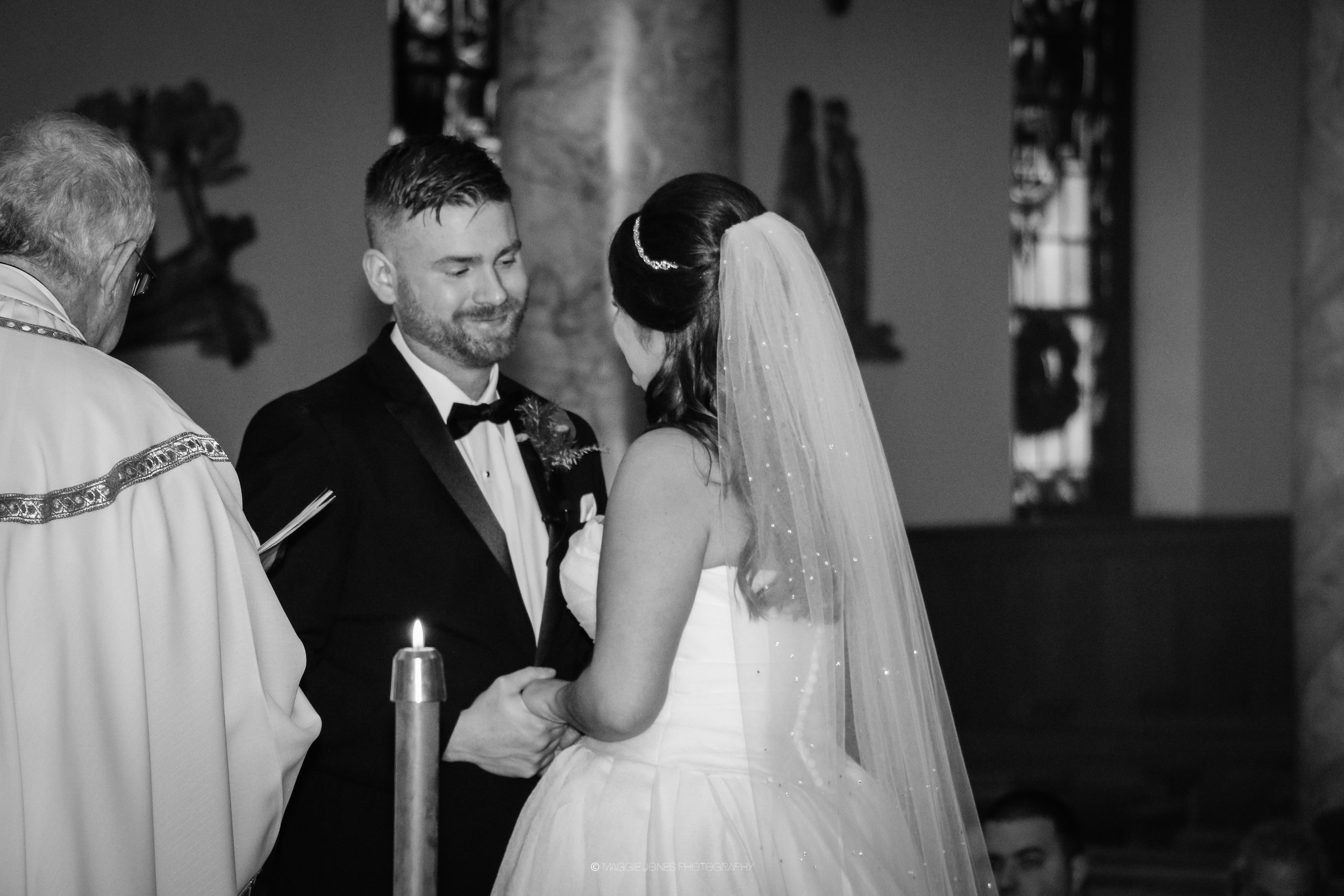 DepalmaWeddingSneakPeek-21.jpg