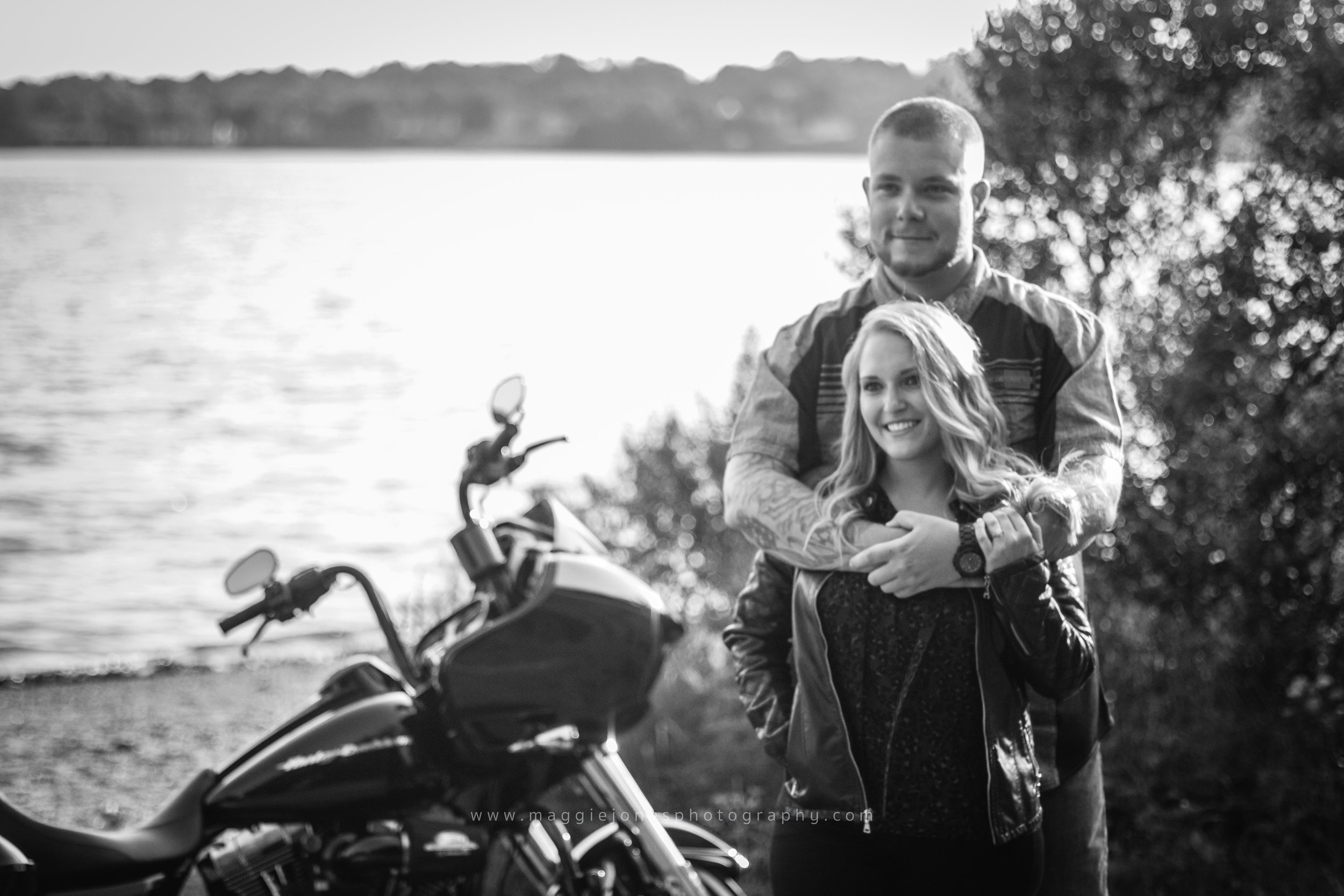 Kelsey+Brian_engagementBLOG-1-2.jpg