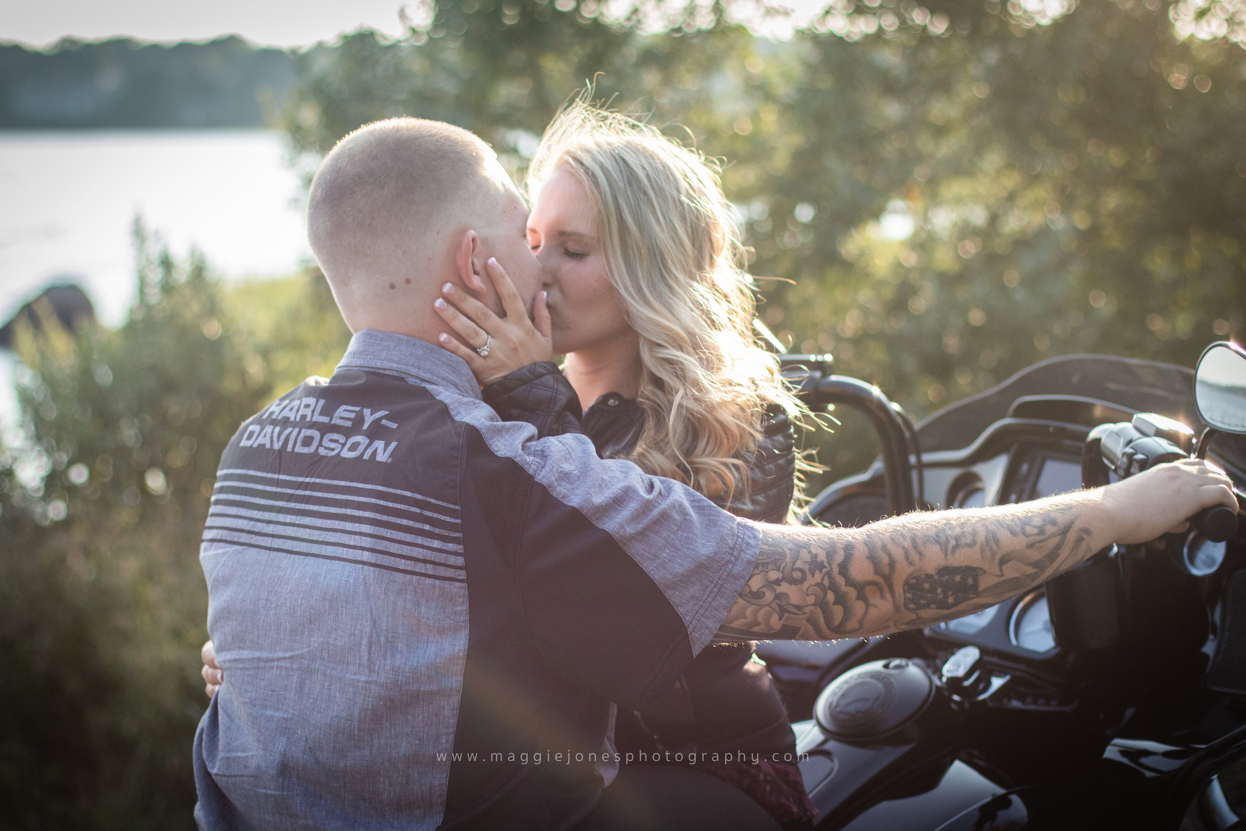 Kelsey+Brian_engagementBLOG-1-5.jpg