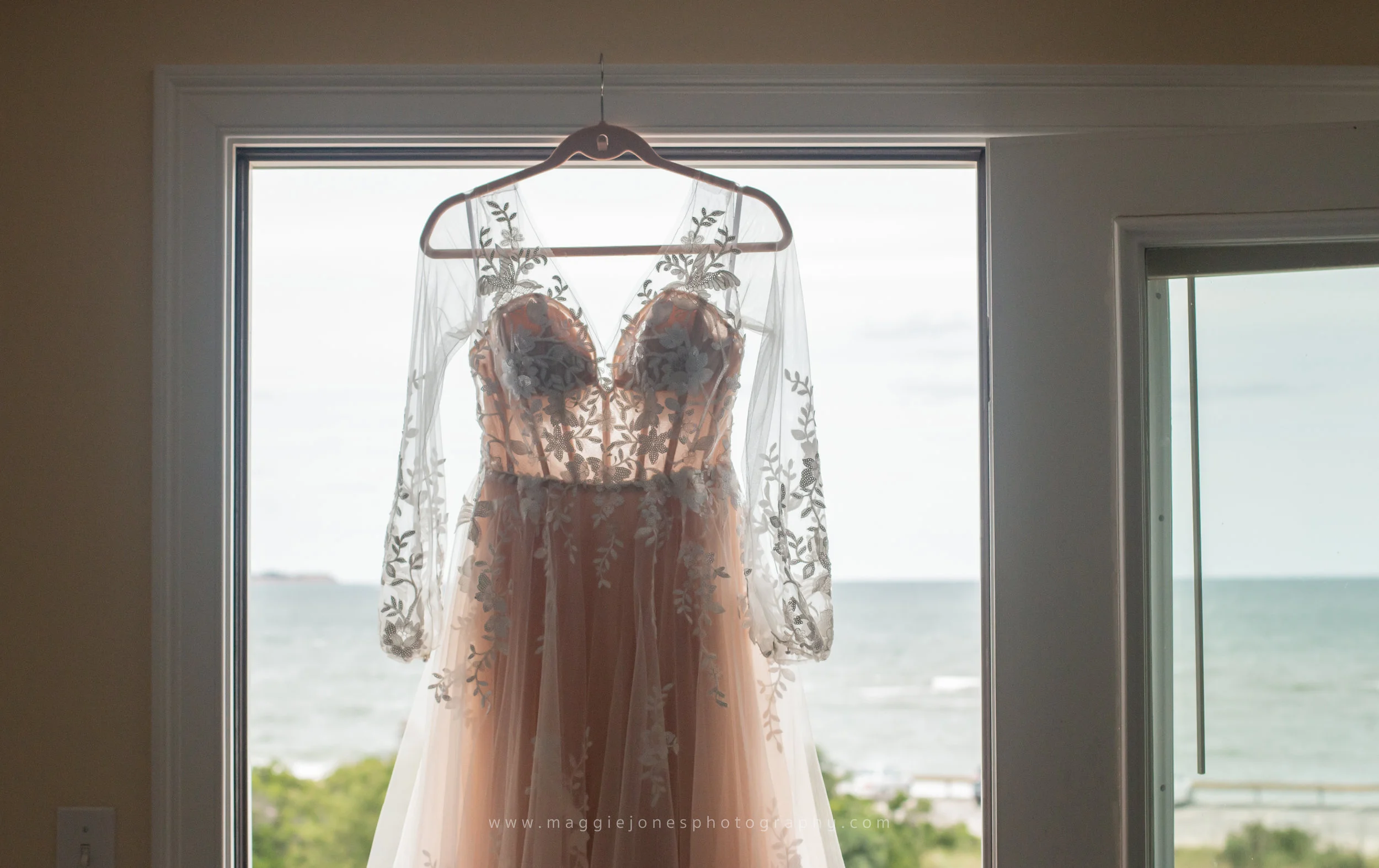 Christin+Michael0909Wedding_BLOG-1.jpg