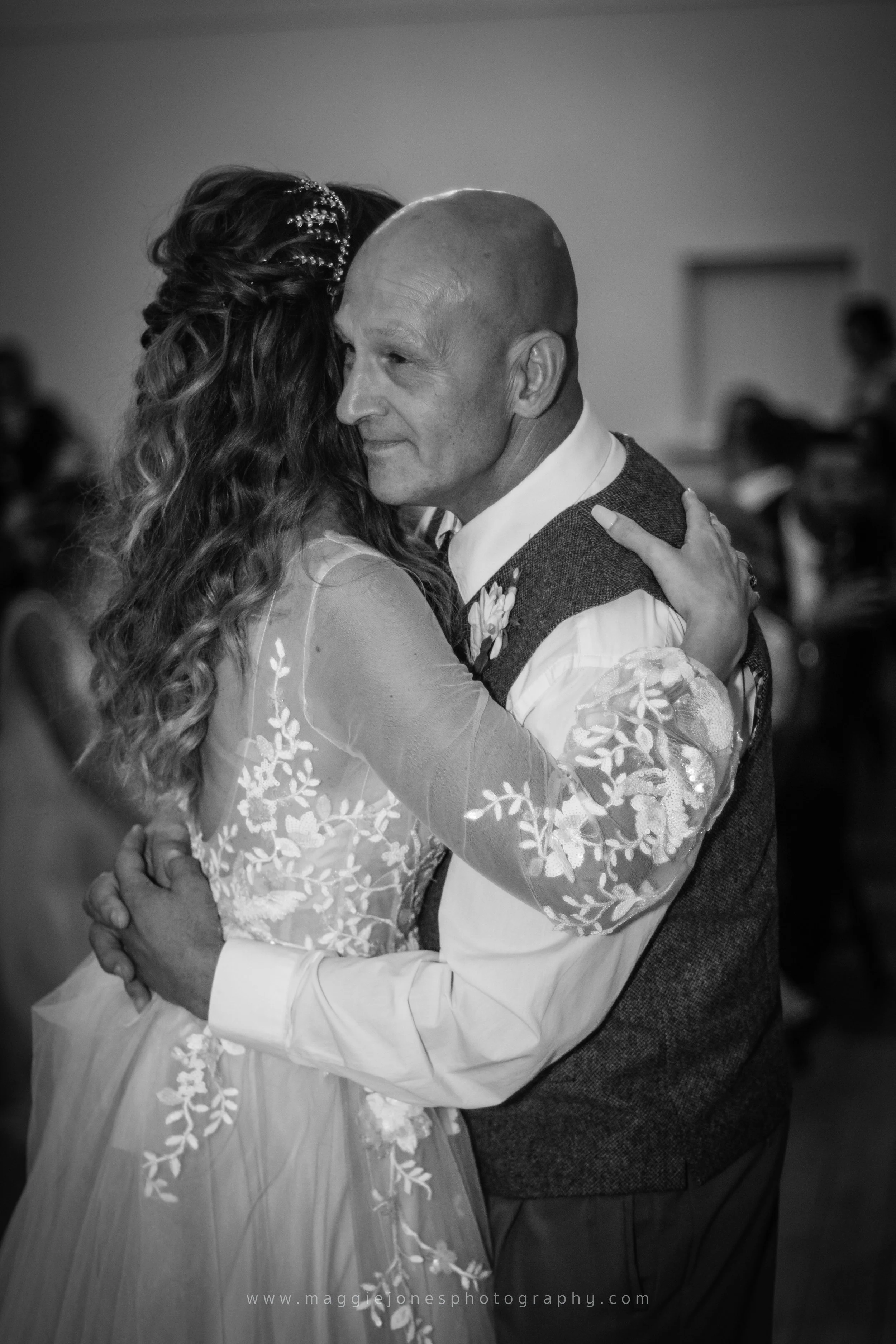 Christin+Michael0909Wedding_BLOG-1-54.jpg