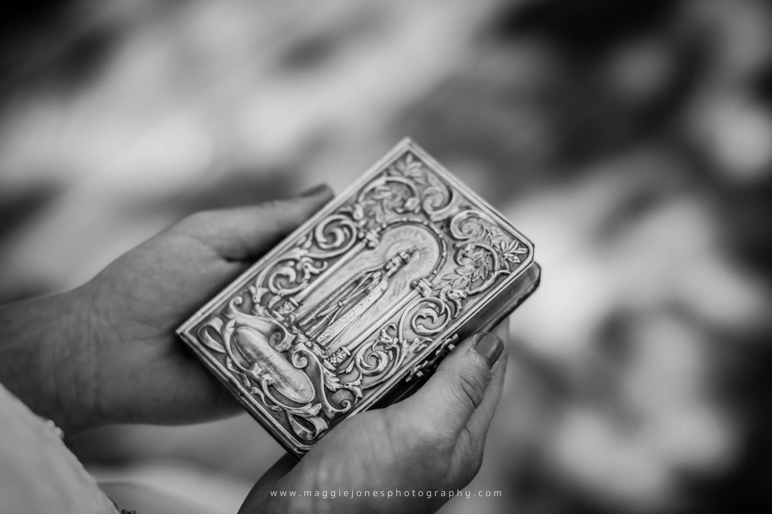 AriannaFirstCommunion_BLOG-1-2.jpg