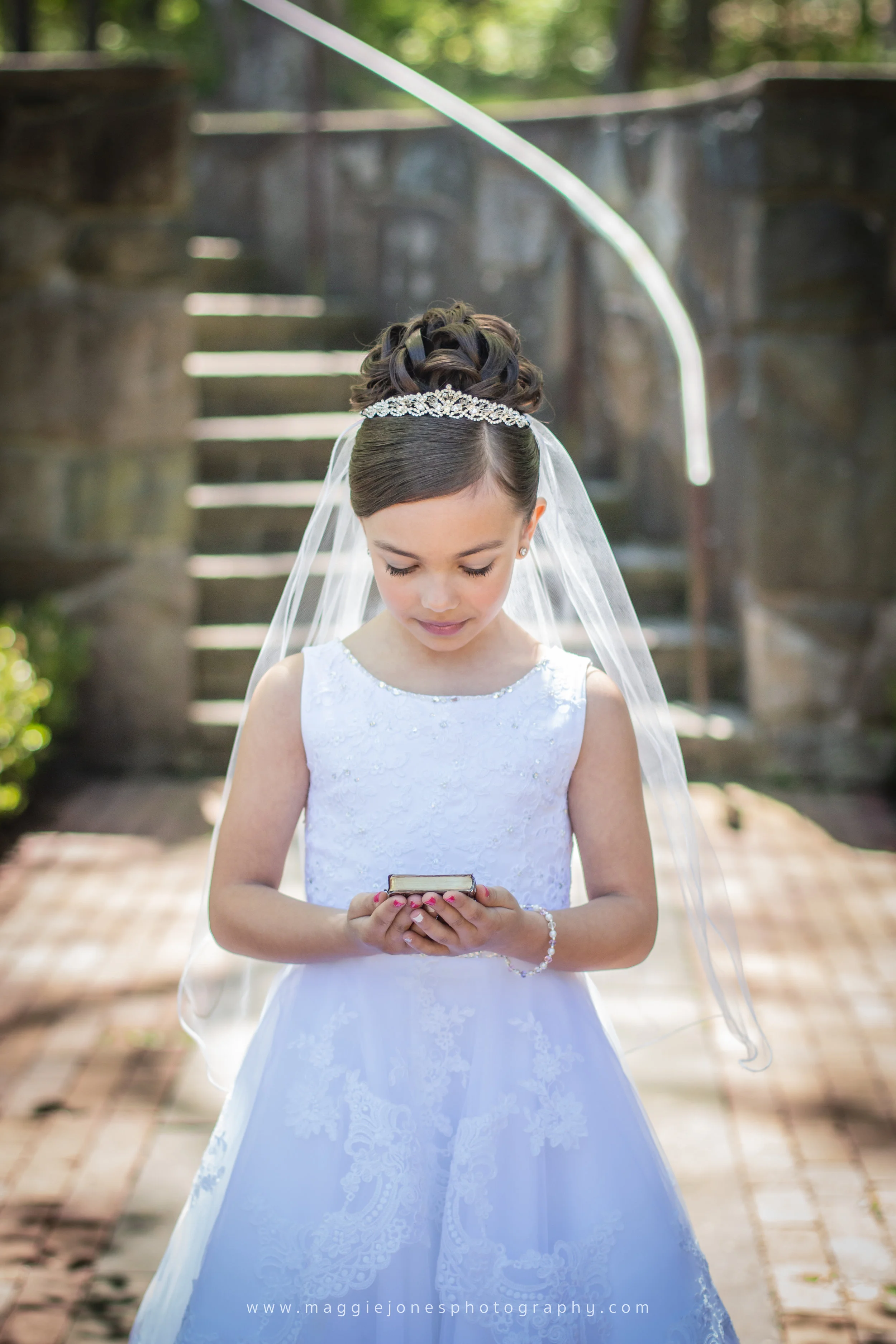 AriannaFirstCommunion_BLOG-1.jpg