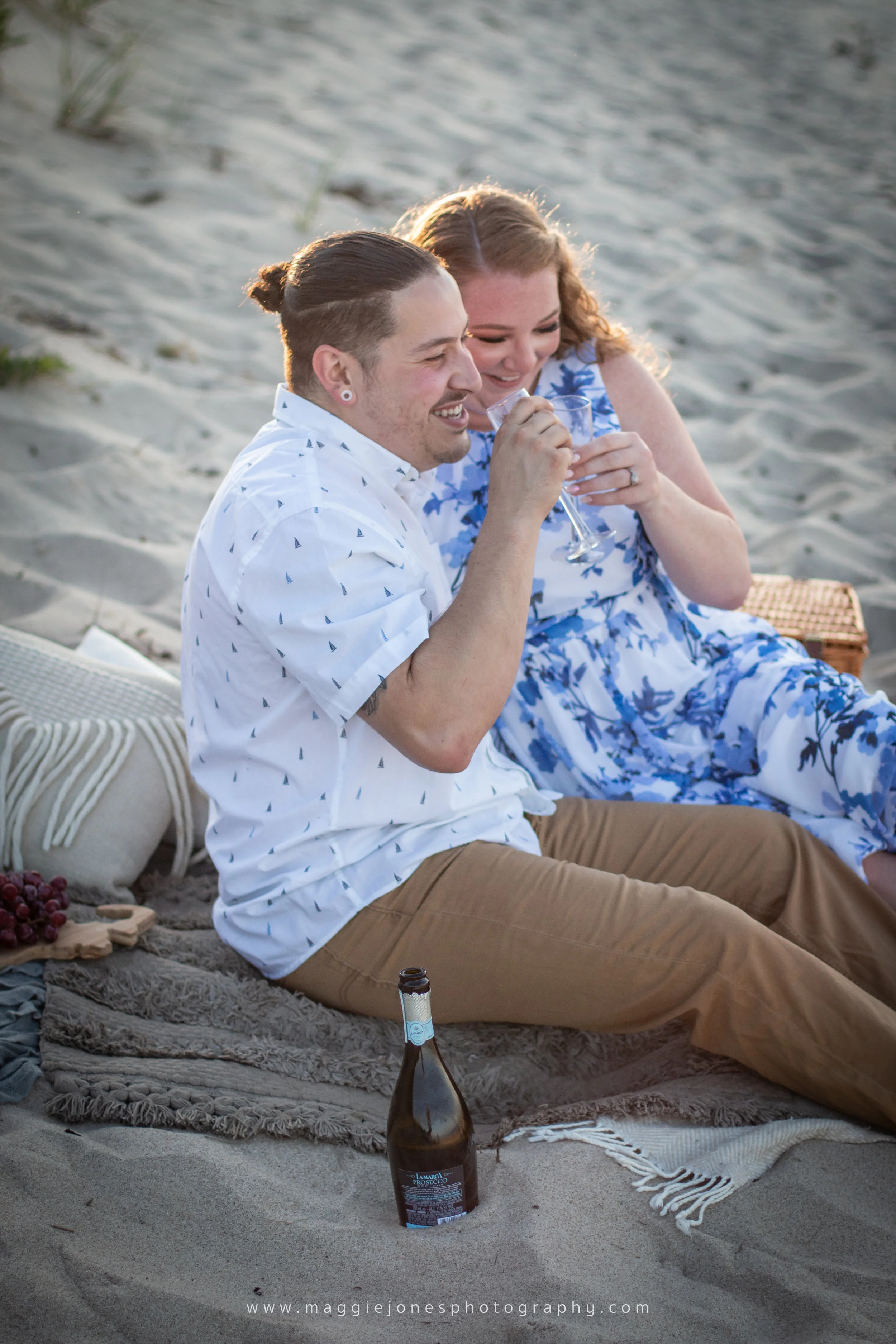 Erin+NickEngagementSession_BLOG-1-3.jpg