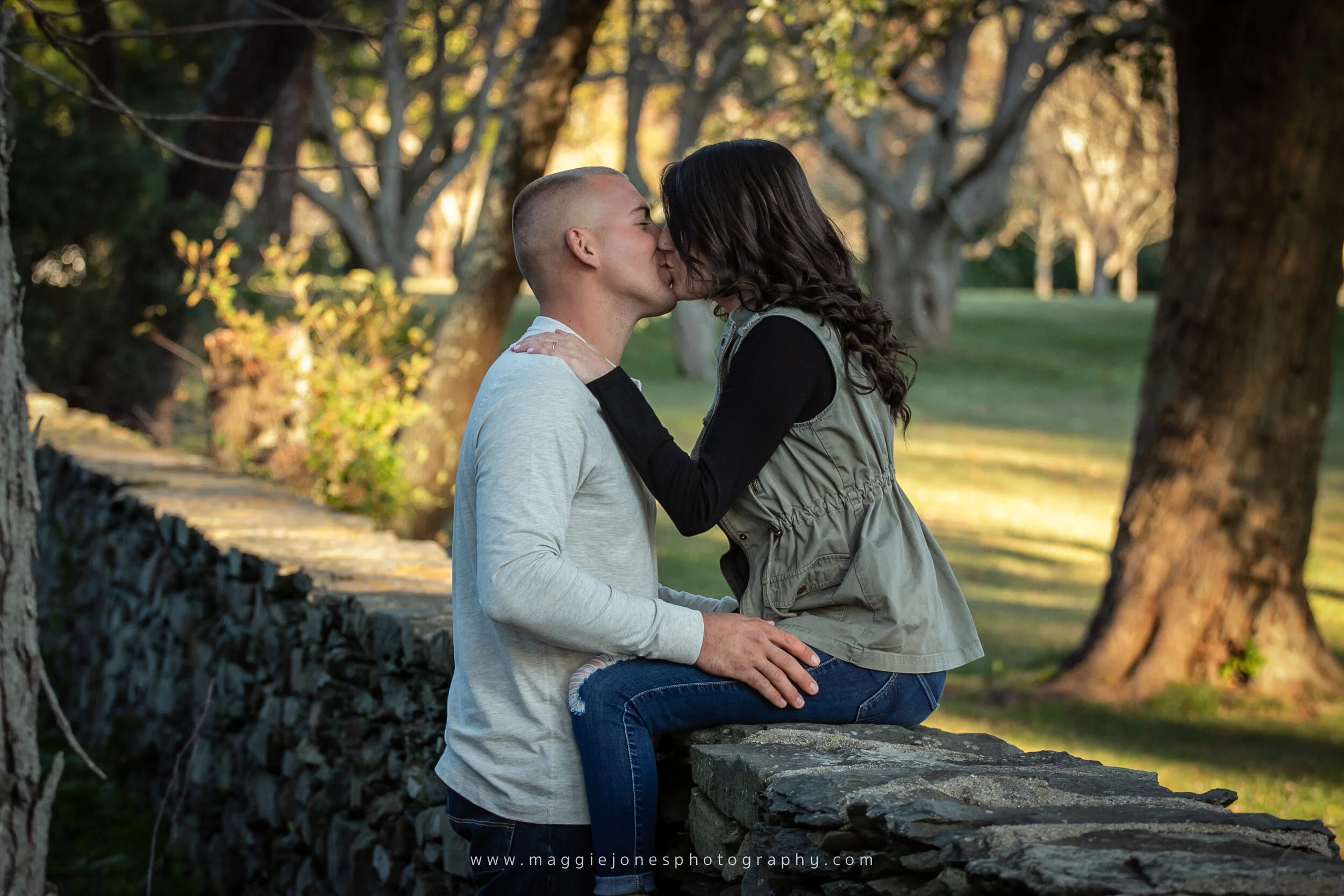 Kristen+MikeEngagement_BLOG-1-3.jpg