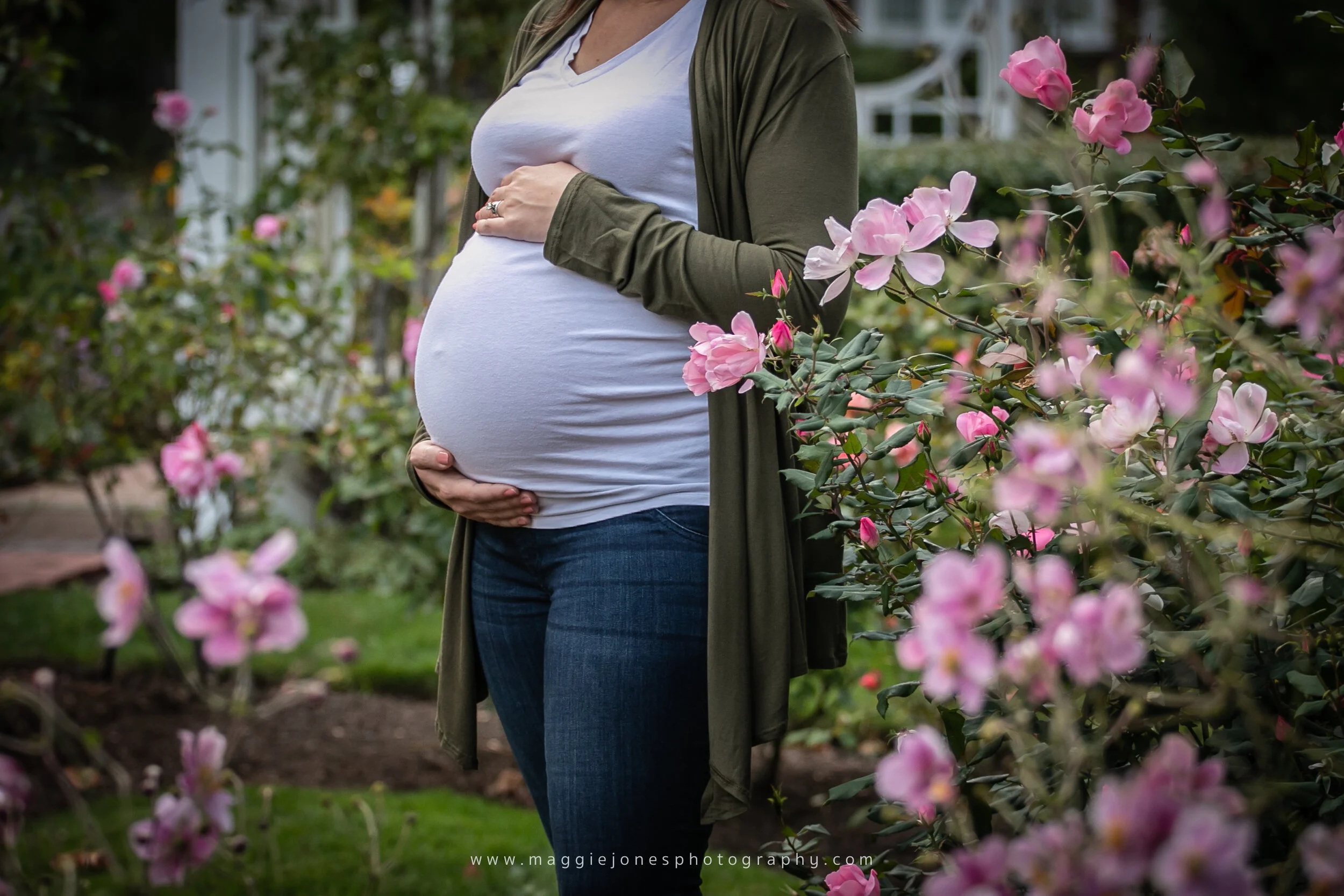Sara+MikeMaternity_BLOG-1-9.jpg