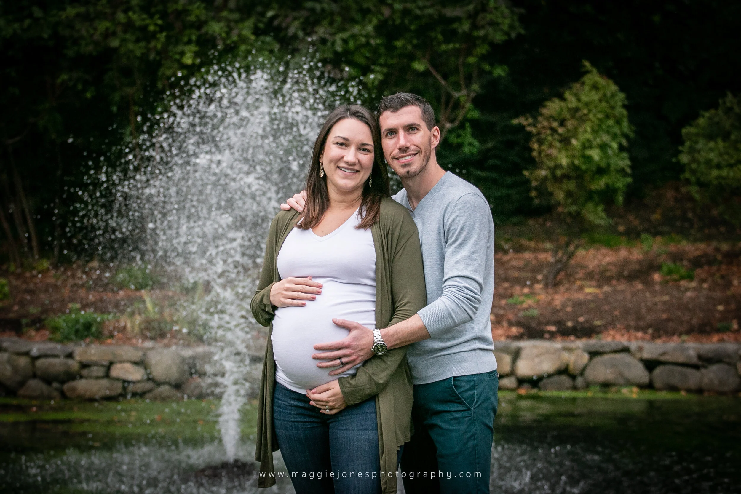 Sara+MikeMaternity_BLOG-1.jpg