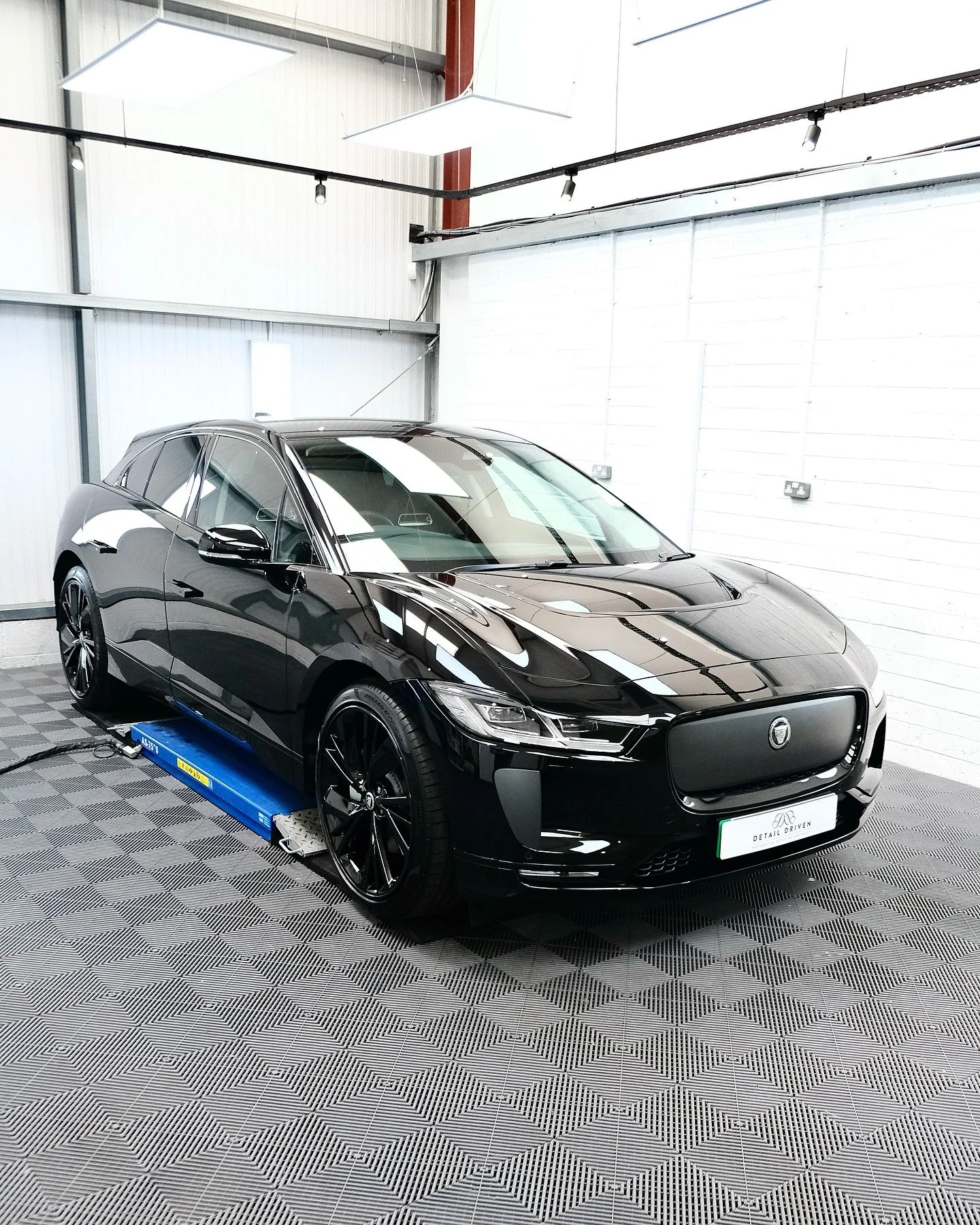 Jaguar i-Pace getting the full Modesta new car treatment. All exterior surfaces polished and coated with @modestauk coatings.