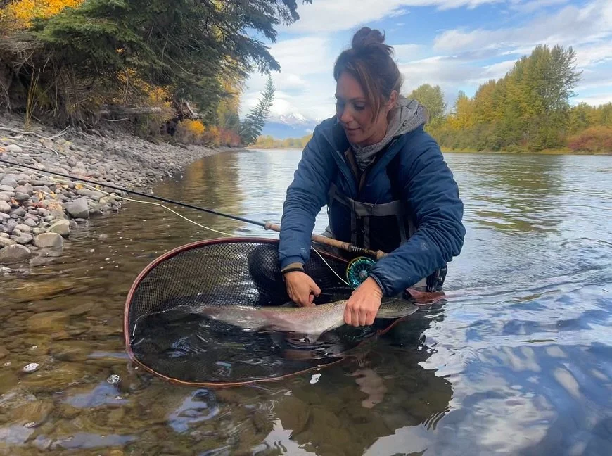 This is a great time to walk the waters of British Columbia with a Spey rod in hand.
April Vokey (@aprilvokey) with a nice steelhead from a recent trip.

#keepfishwet #keepemwet #fishing #flyfishing #conservation