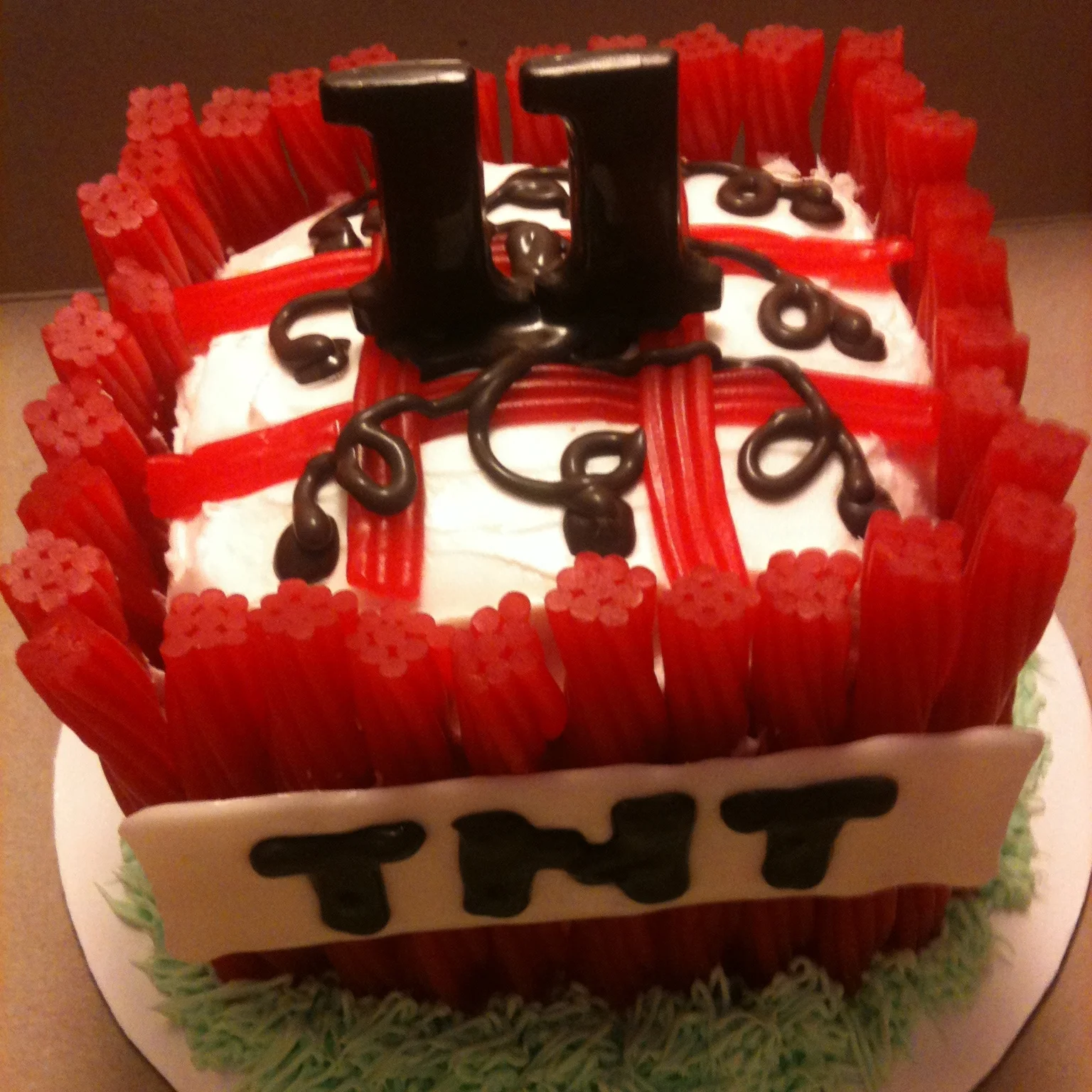 Minecraft cake