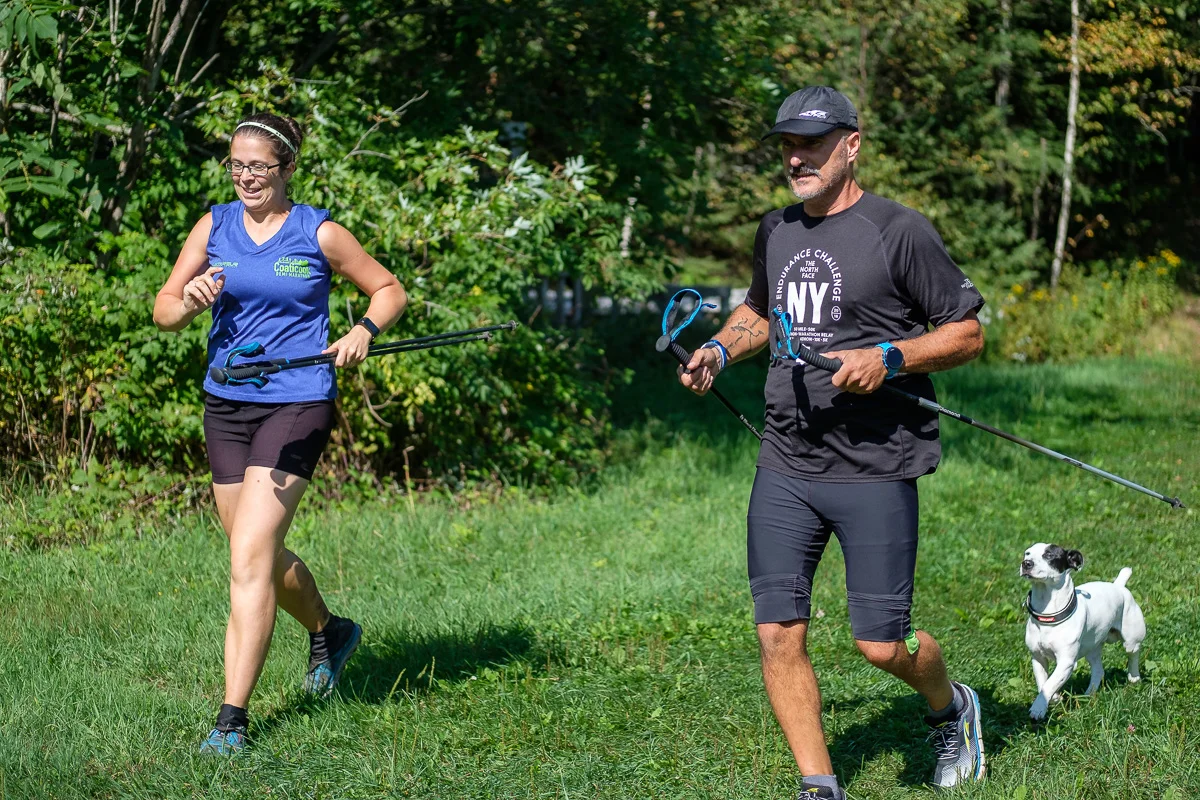 Edith et Richard en finissant leurs 19ème tour, à 105,4km