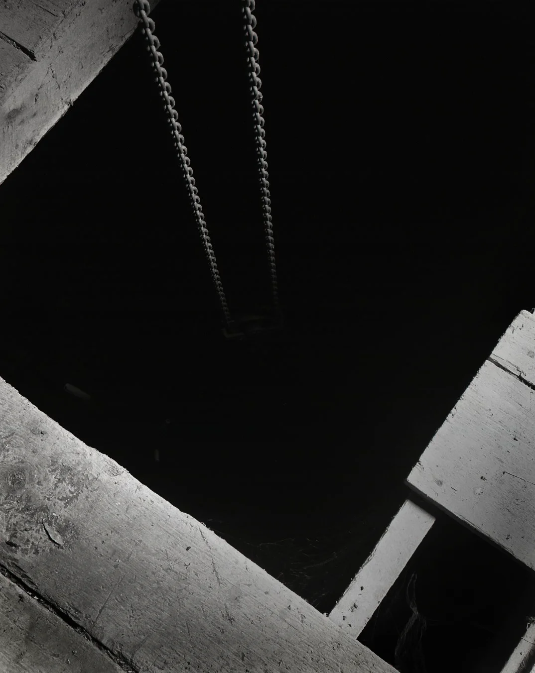 Descending Chain > Chadwick, IL 2005