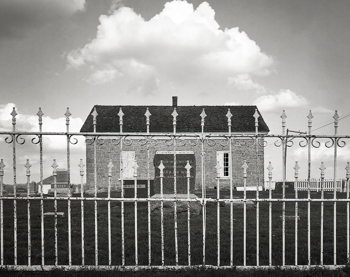 Fence, Cloud and Cemetery > Forreston, IL 2007