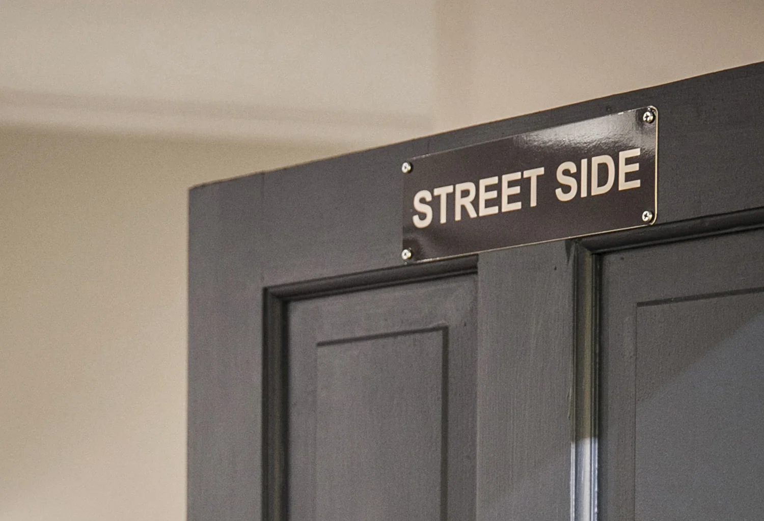 _Entrance_01.jpg