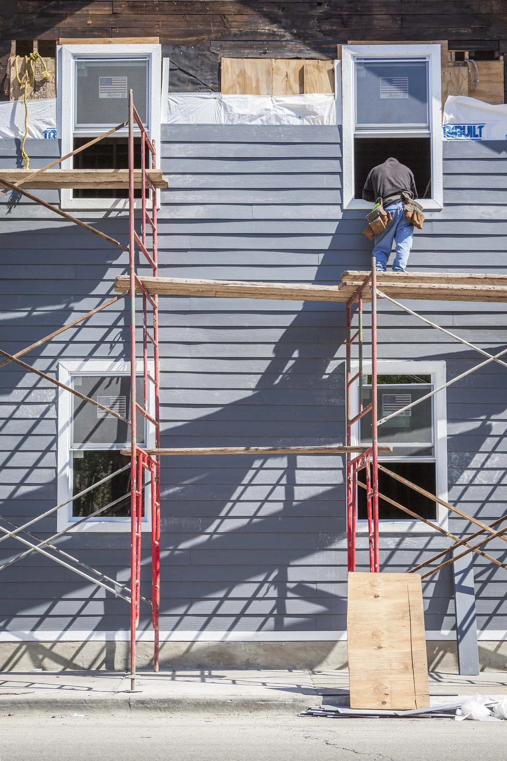 AFP_Workers_2500PX_01.jpg